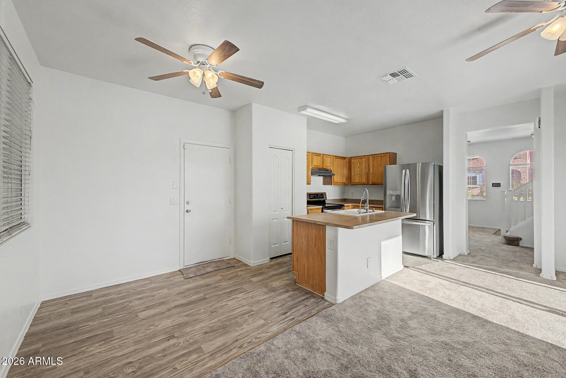 1454 E SHERATON Lane