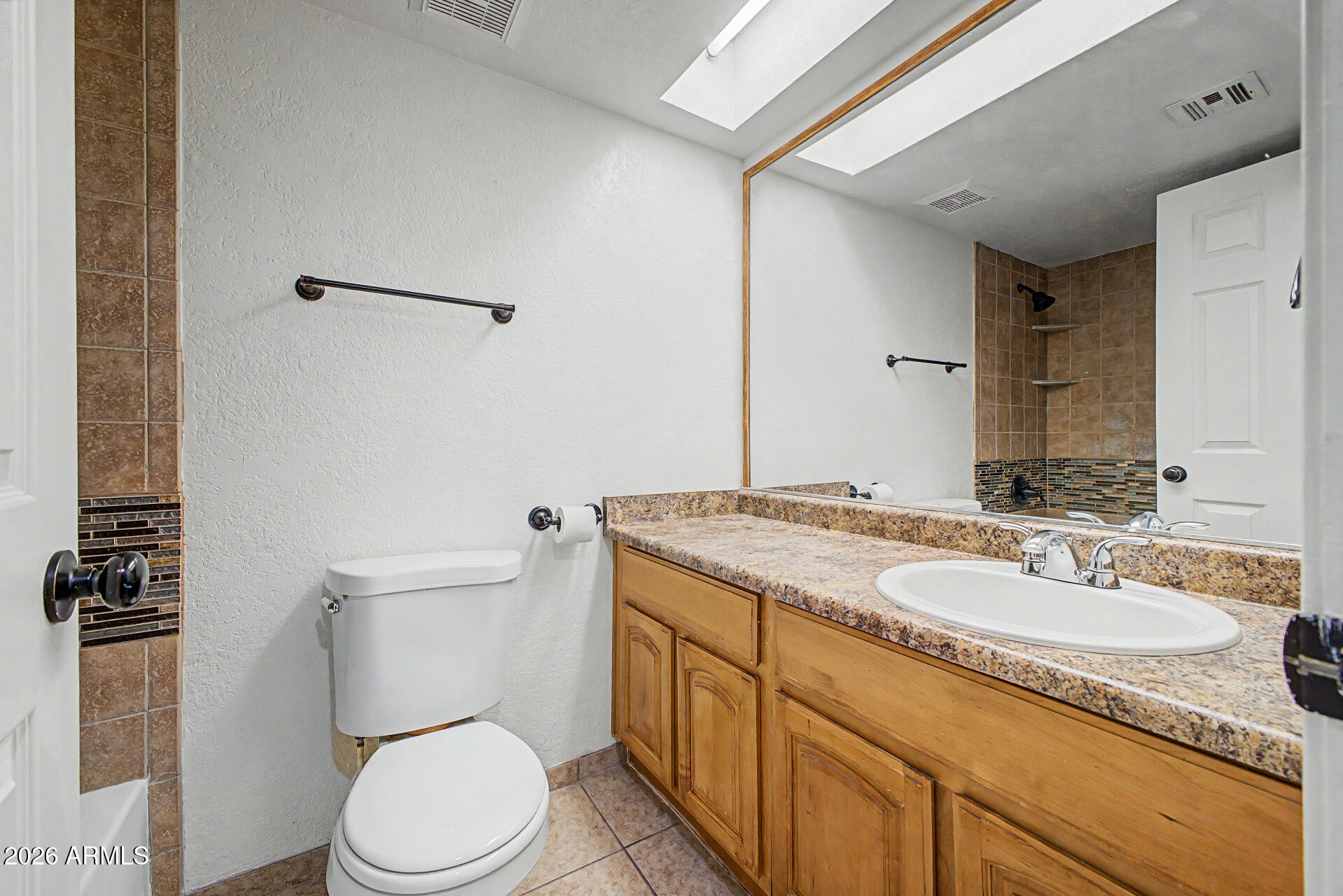3535 W TIERRA BUENA Lane 274