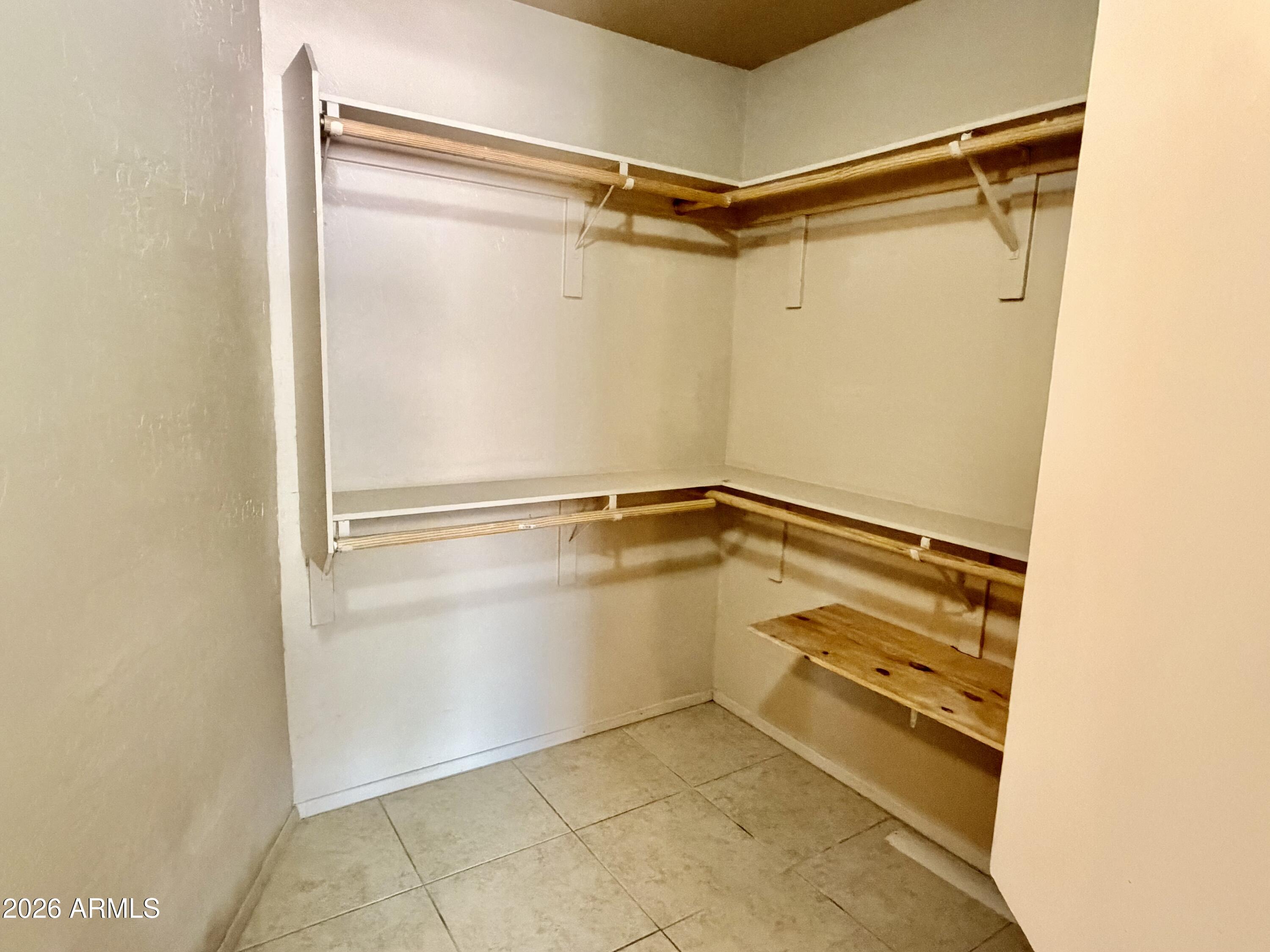 525 E JUDI Drive