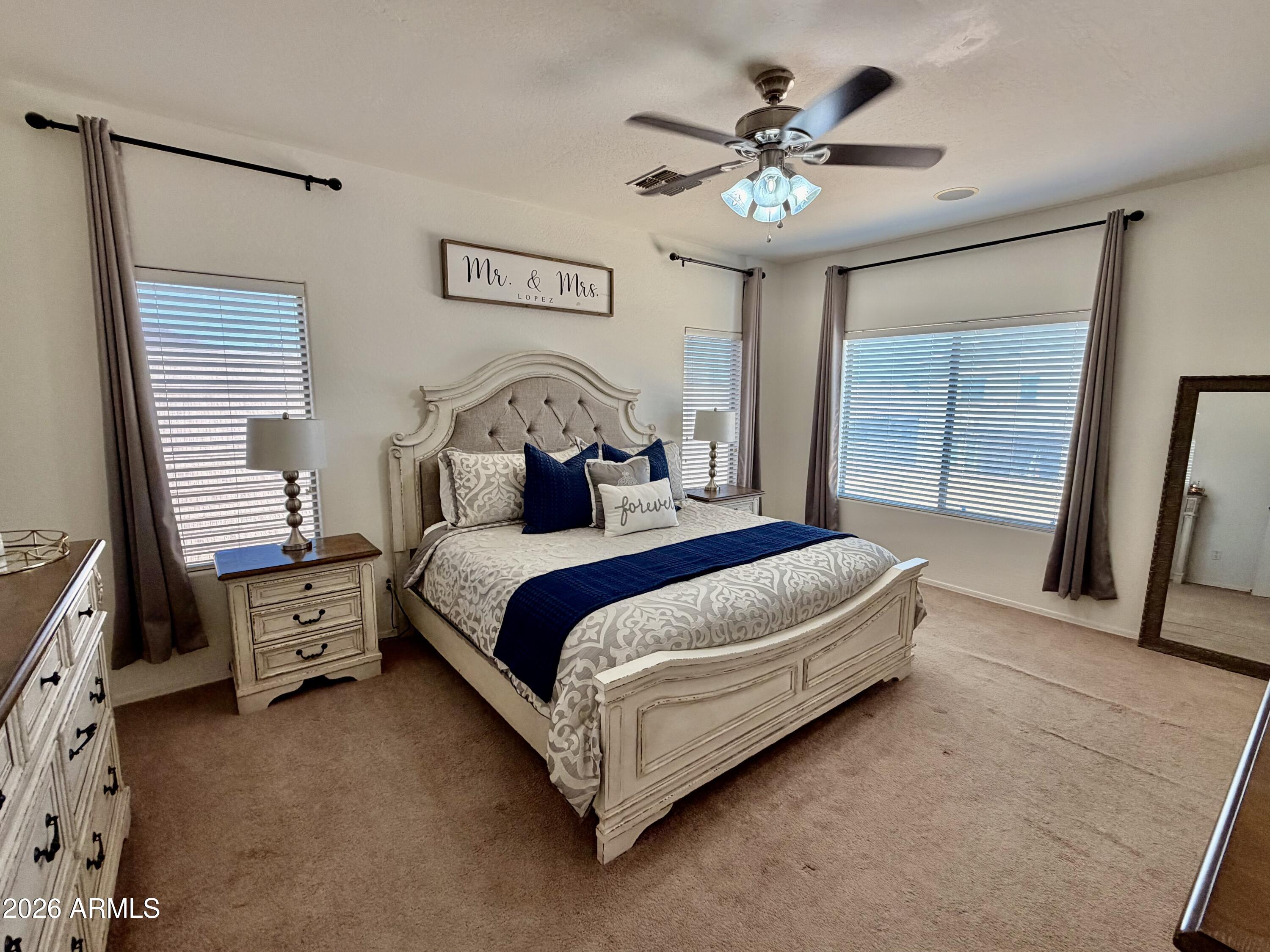 204 W ATLANTIC Drive