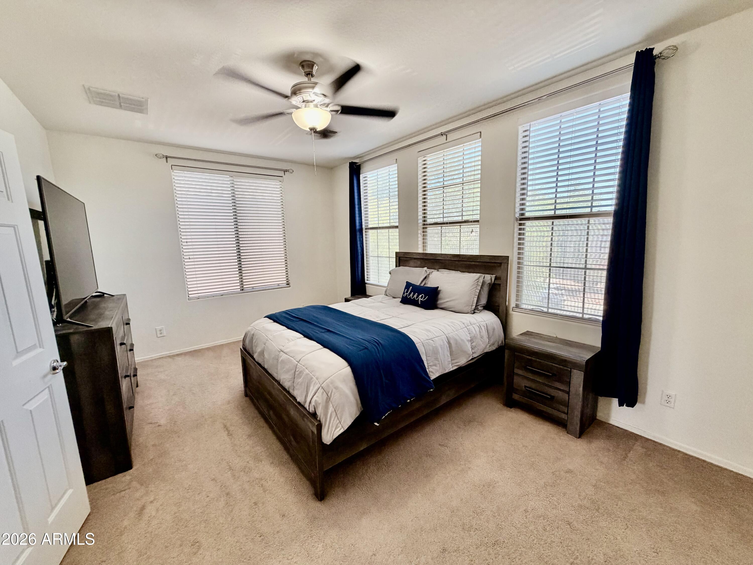 204 W ATLANTIC Drive