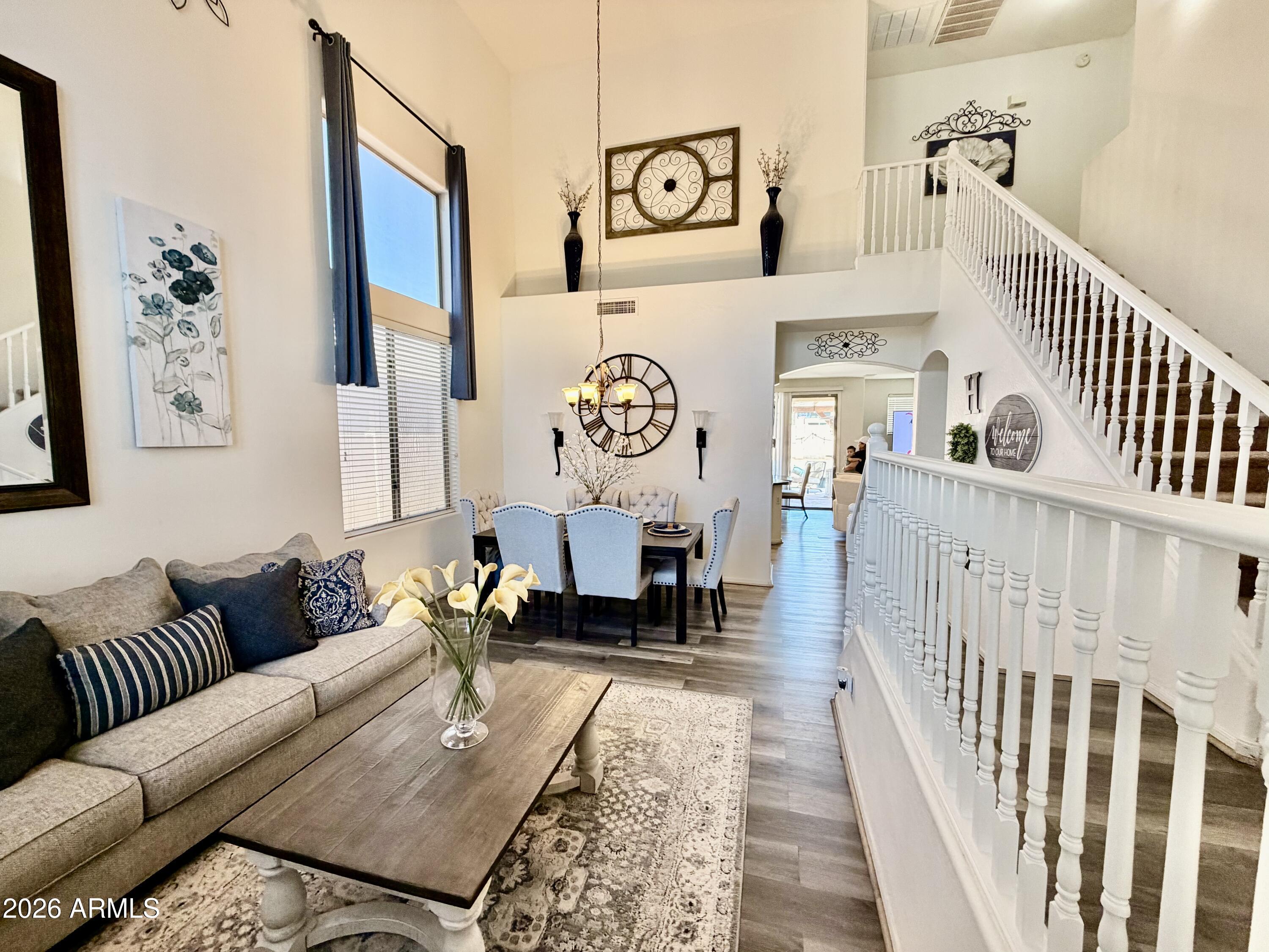 204 W ATLANTIC Drive