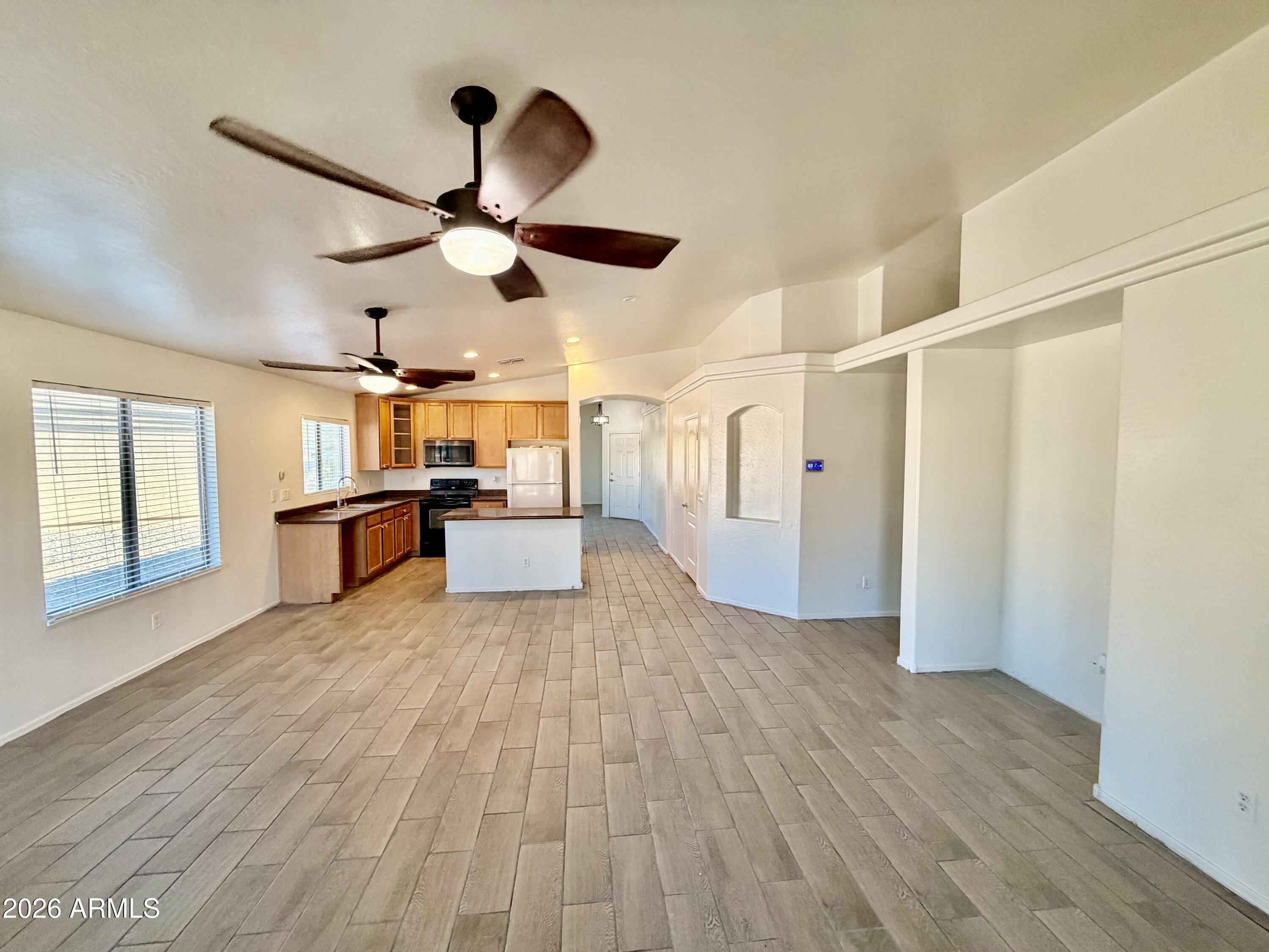 1880 E KACHINA Drive