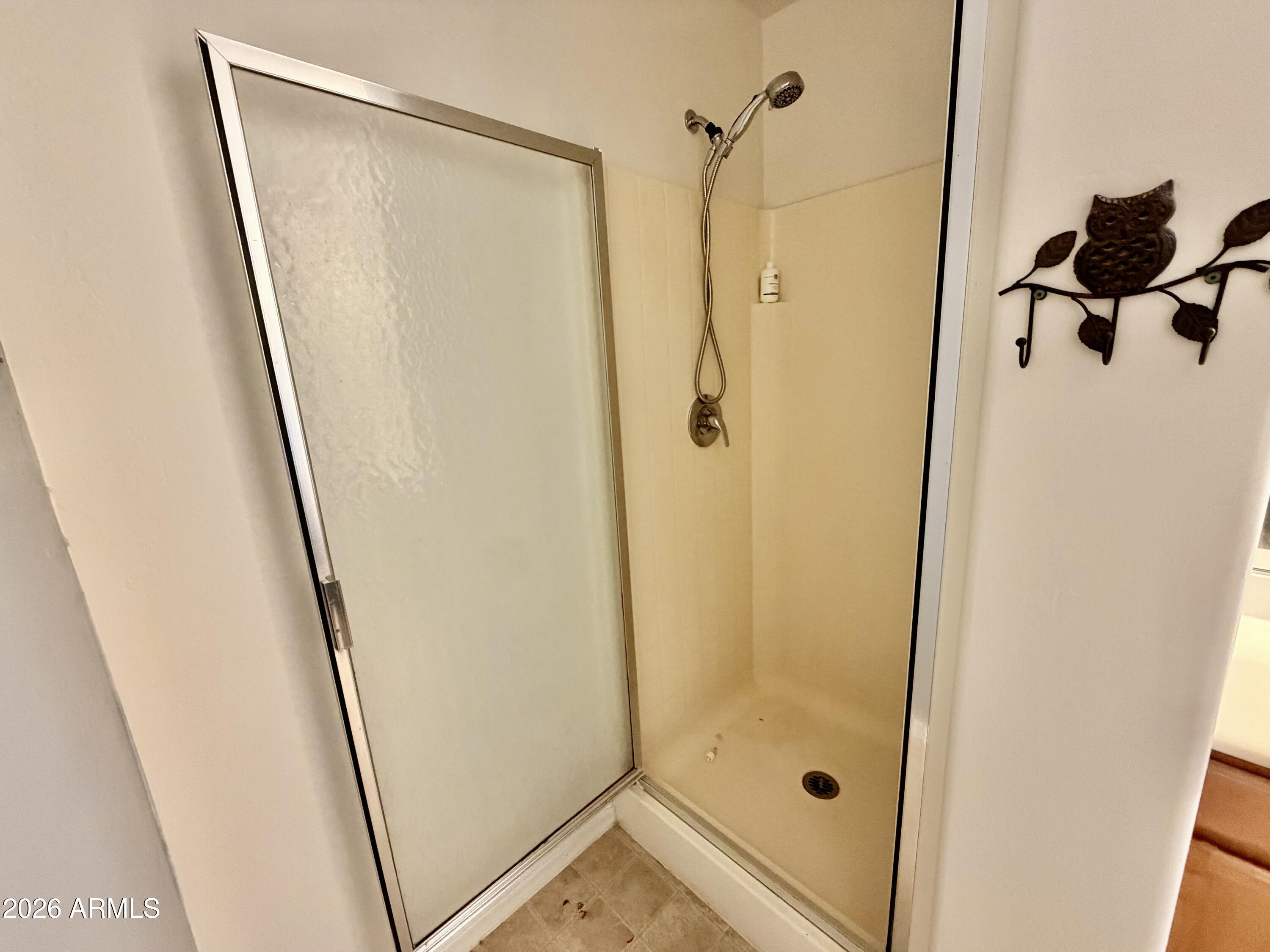 1880 E KACHINA Drive
