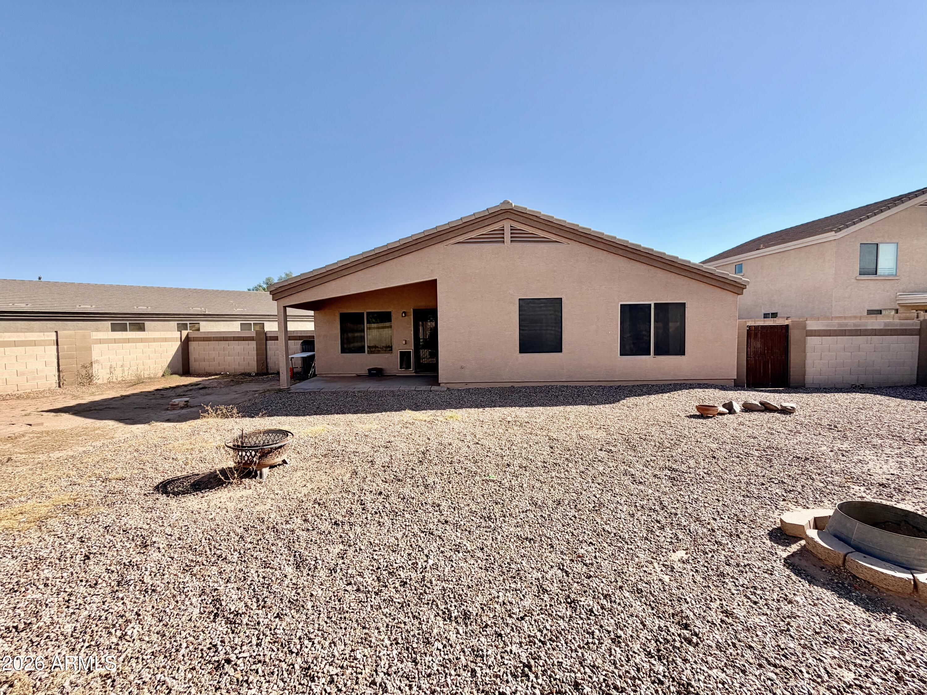 1880 E KACHINA Drive