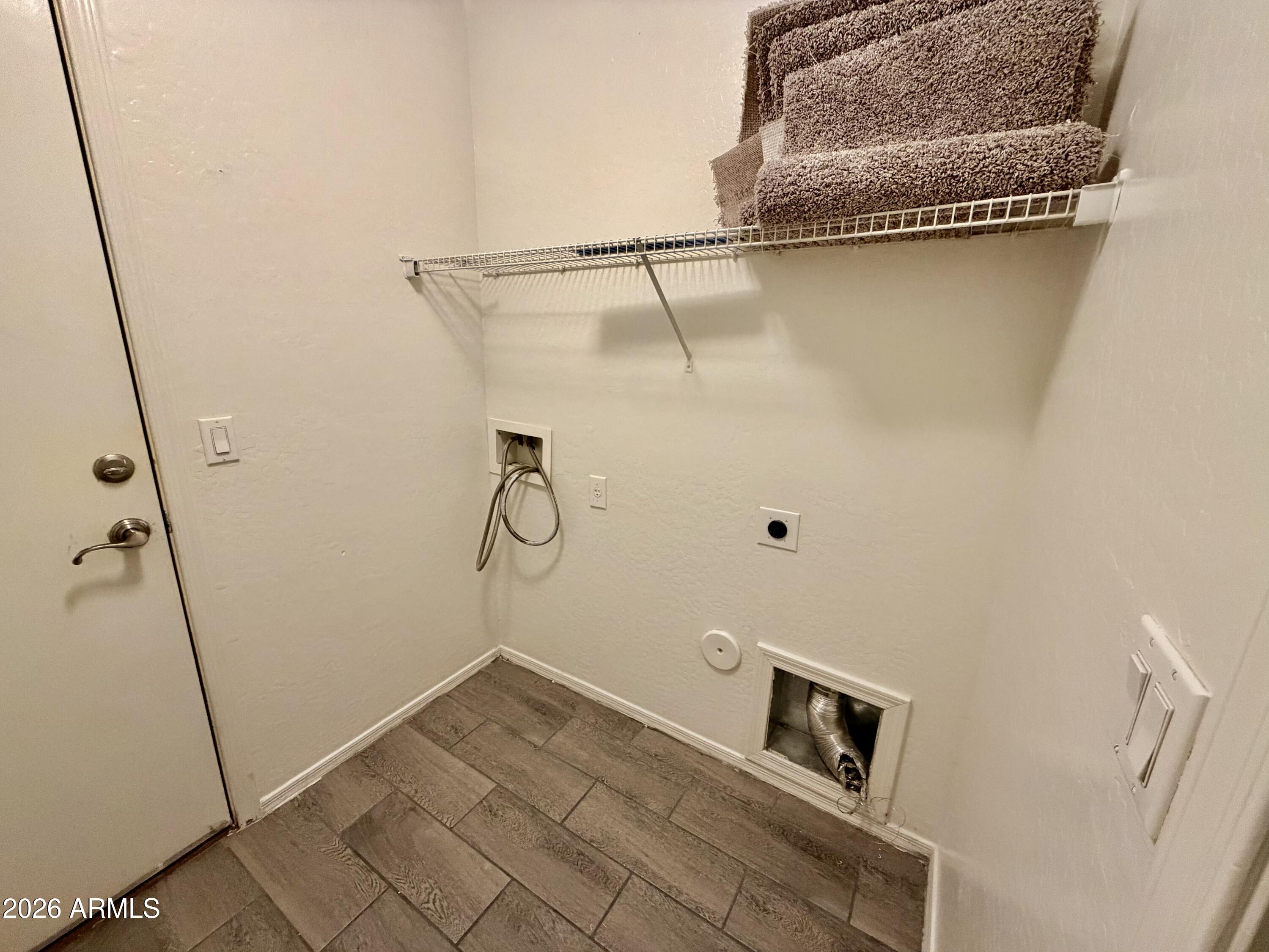 1880 E KACHINA Drive