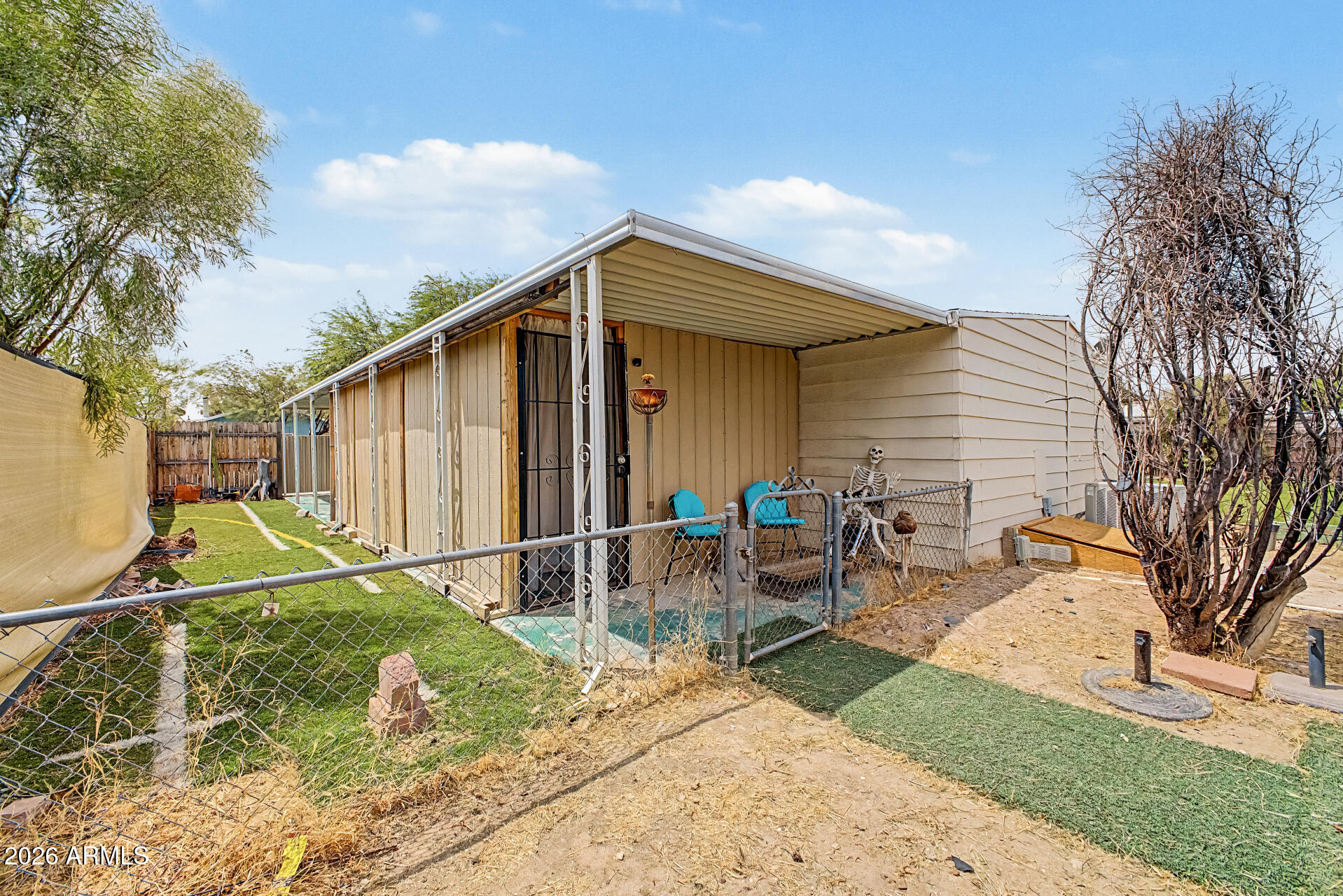 3540 W QUAIL Avenue
