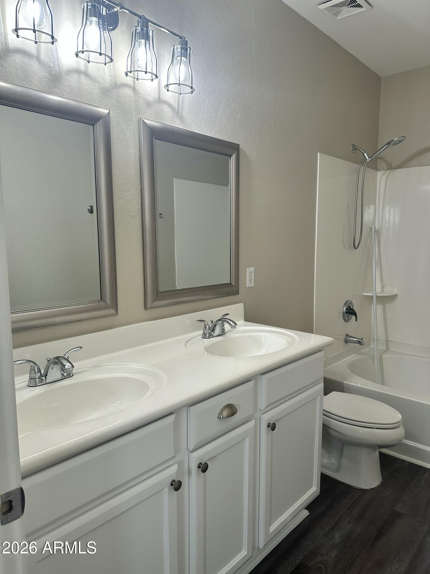 3804 E Flower Court
