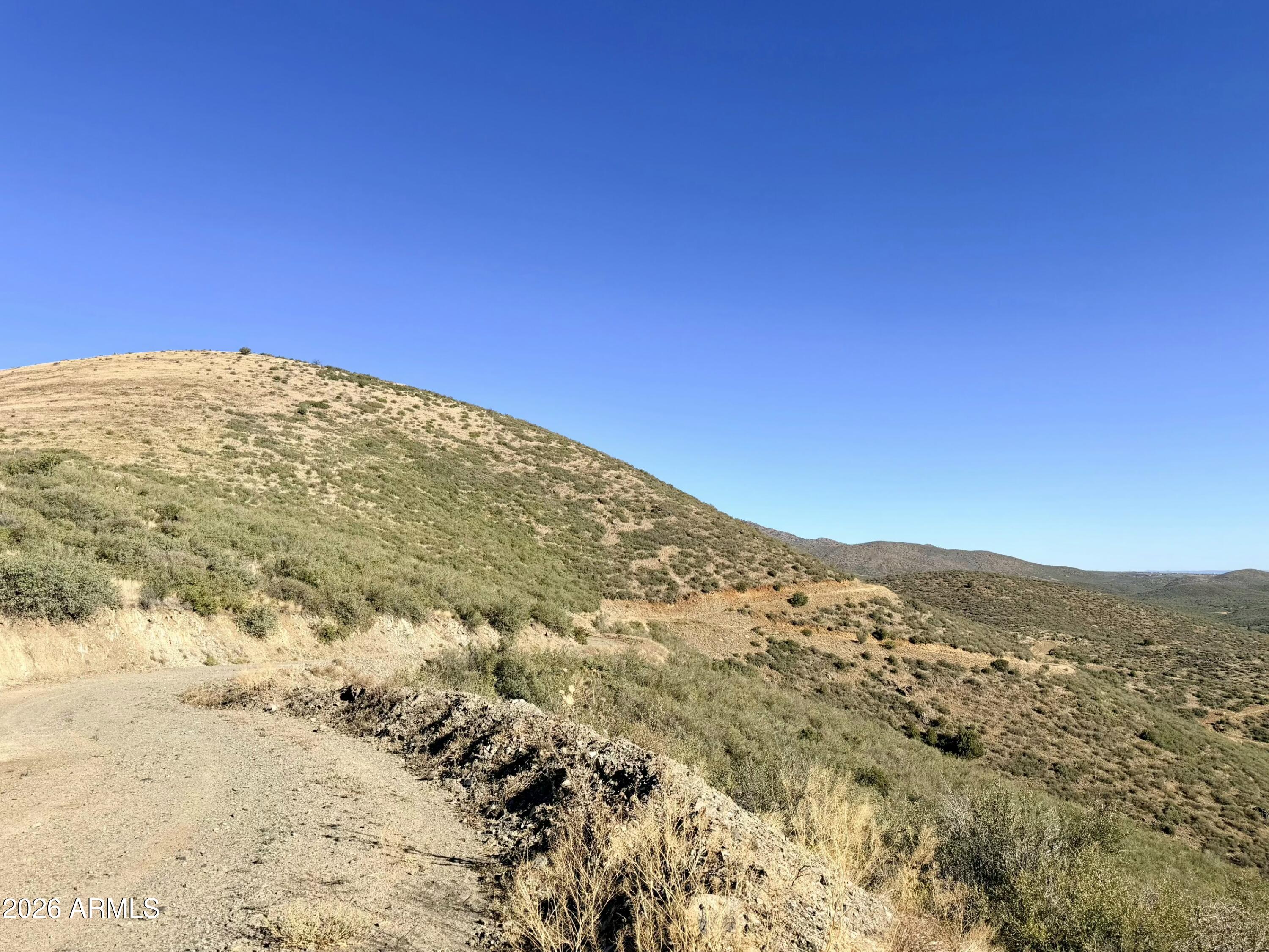 --- Miners Pick Road 4