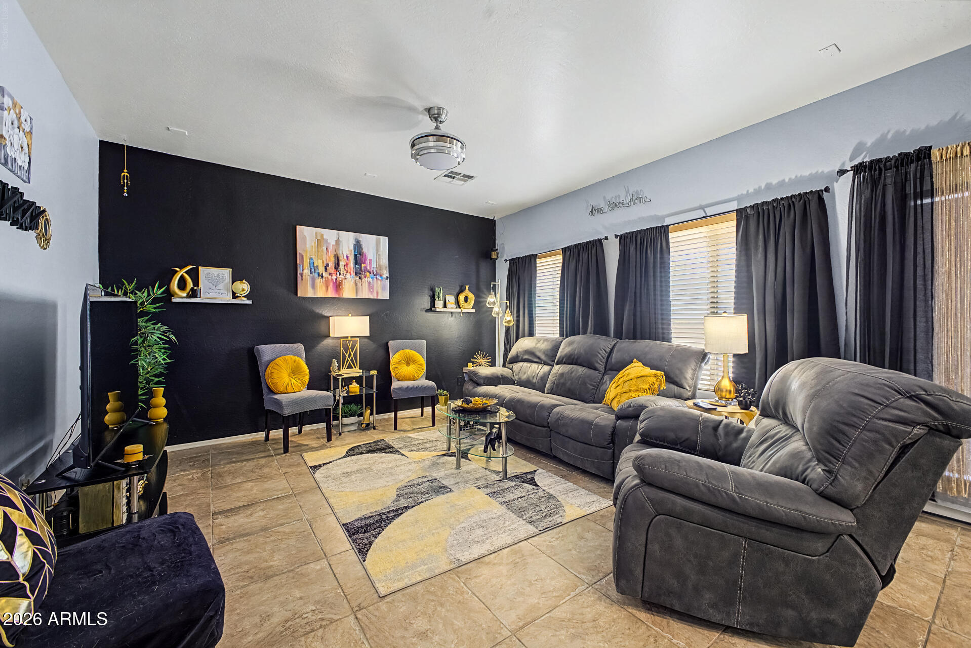 1309 E DAISY Way