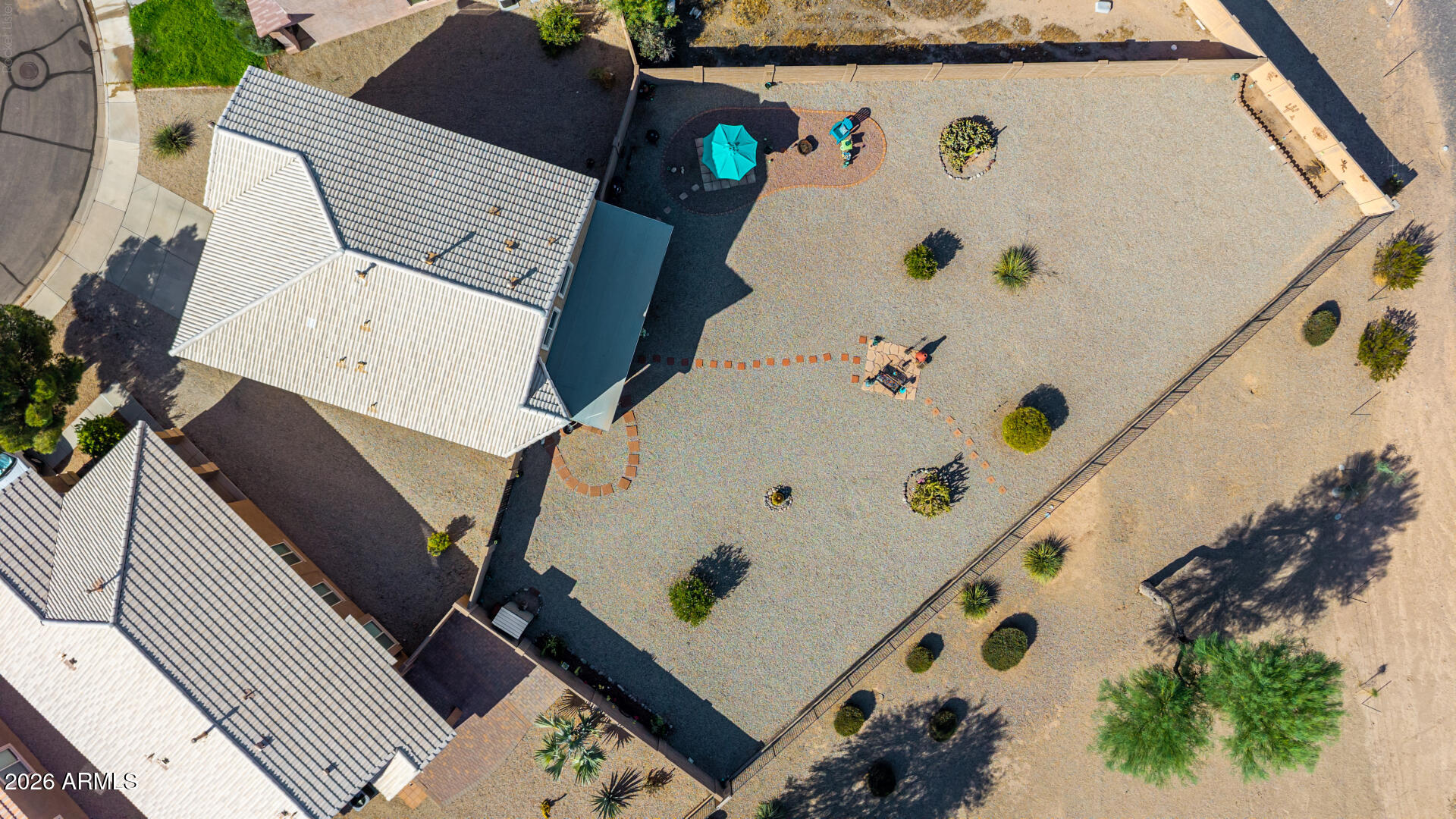 1309 E DAISY Way