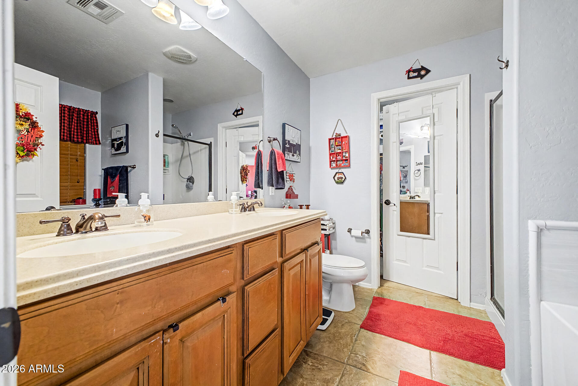 1309 E DAISY Way