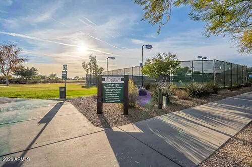 450 E MOUNTAIN VIEW Road