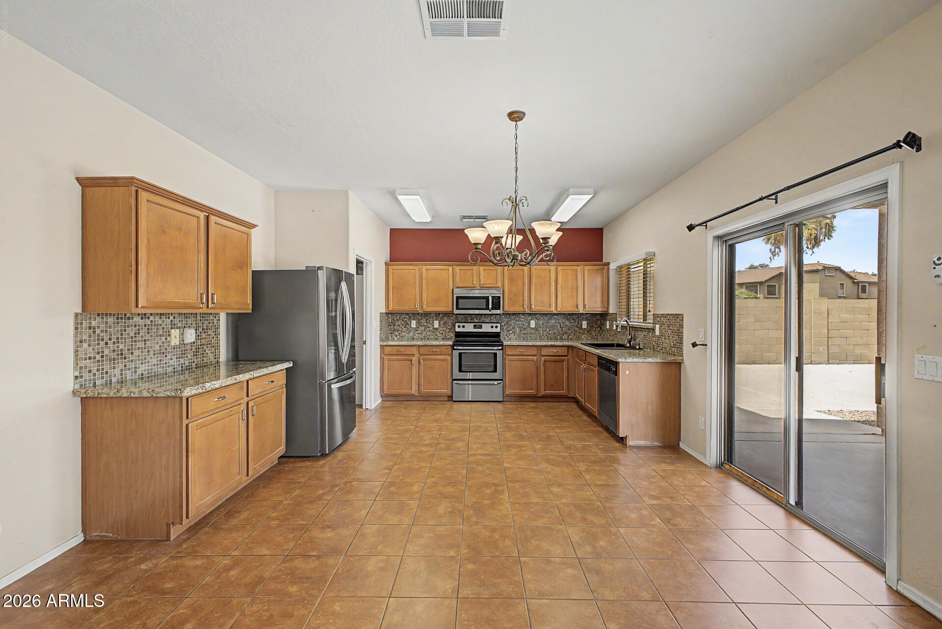 450 E MOUNTAIN VIEW Road