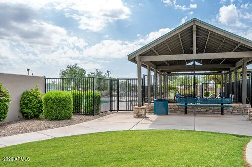 450 E MOUNTAIN VIEW Road