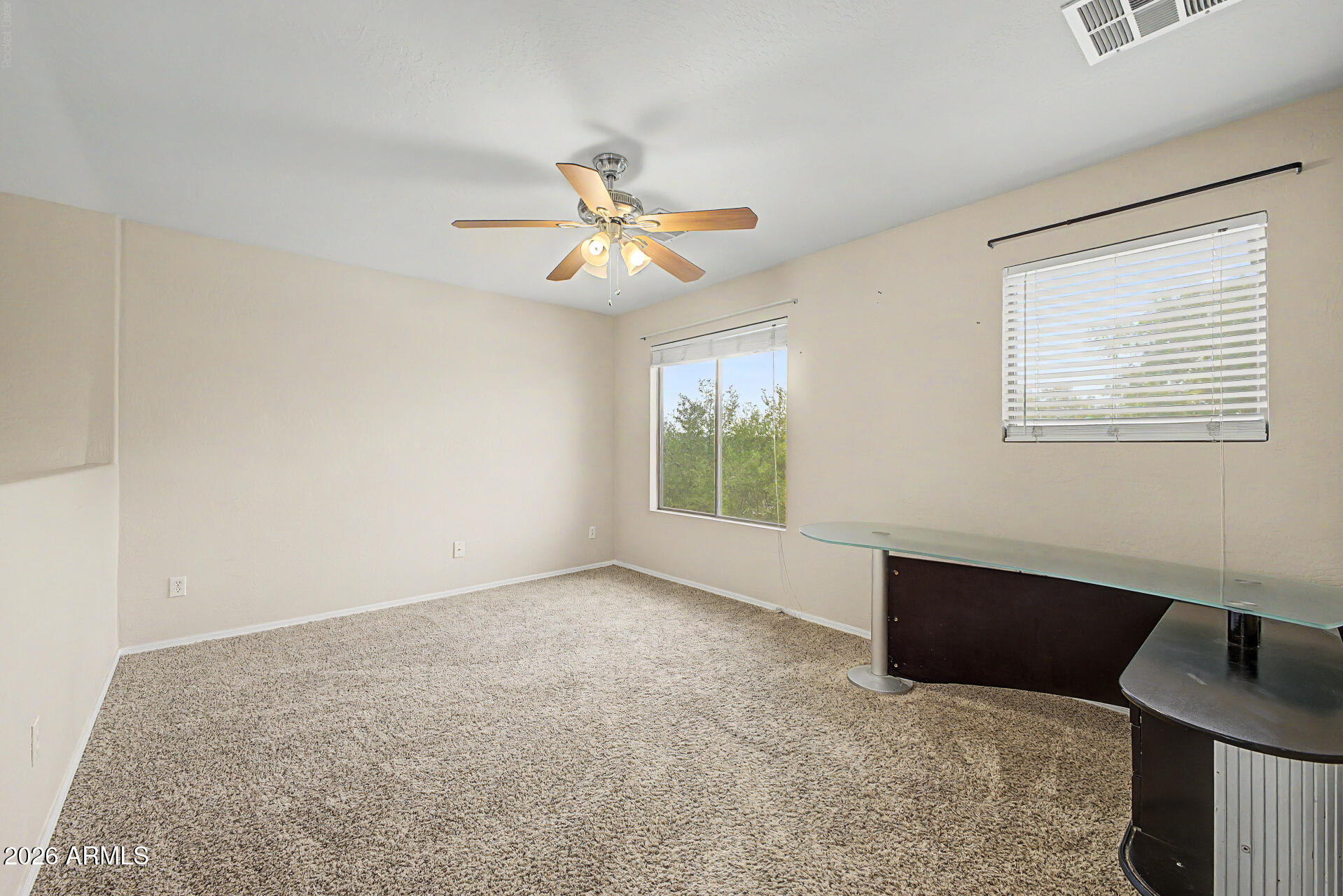 450 E MOUNTAIN VIEW Road