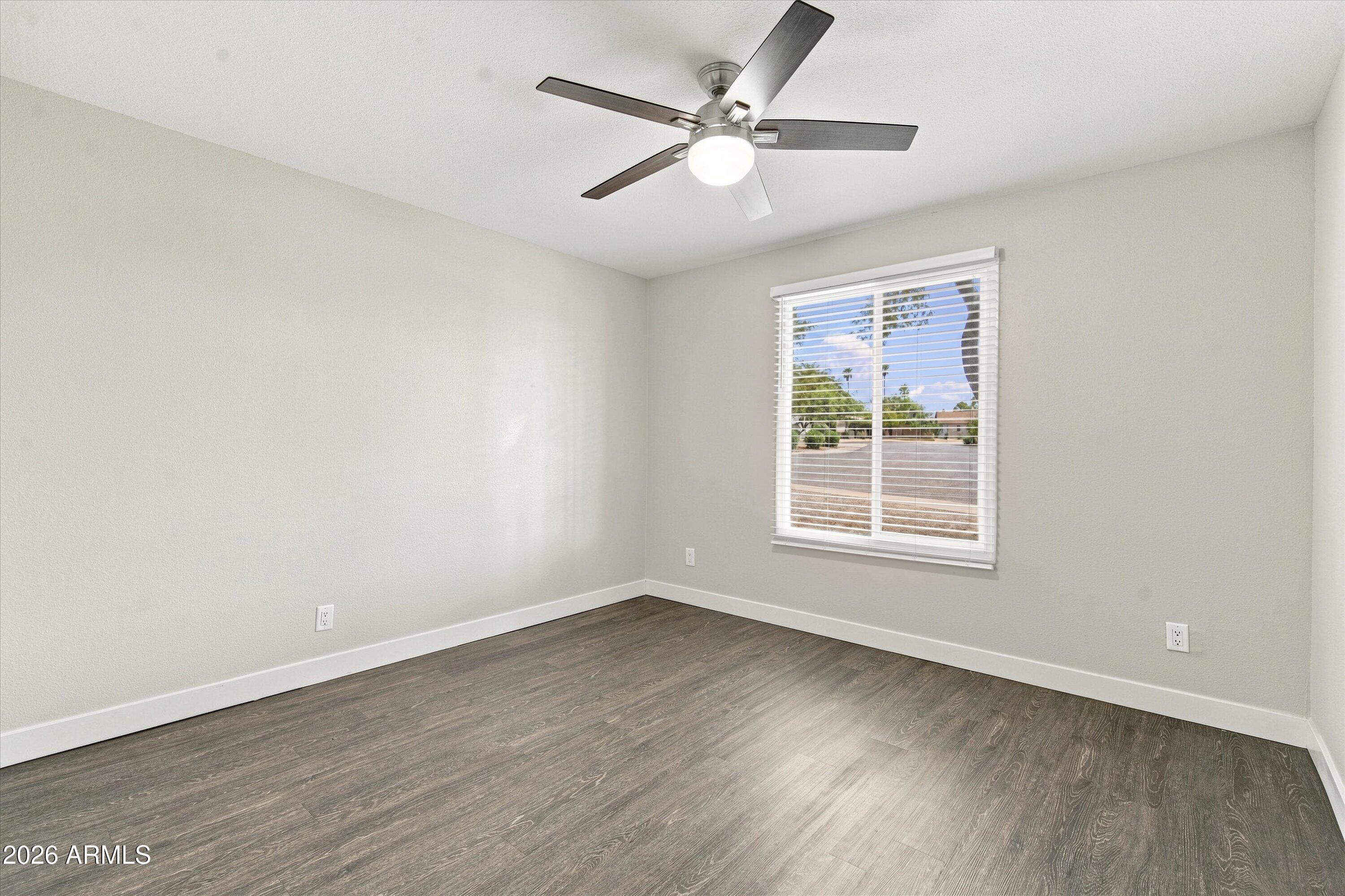 1726 E EL PARQUE Drive