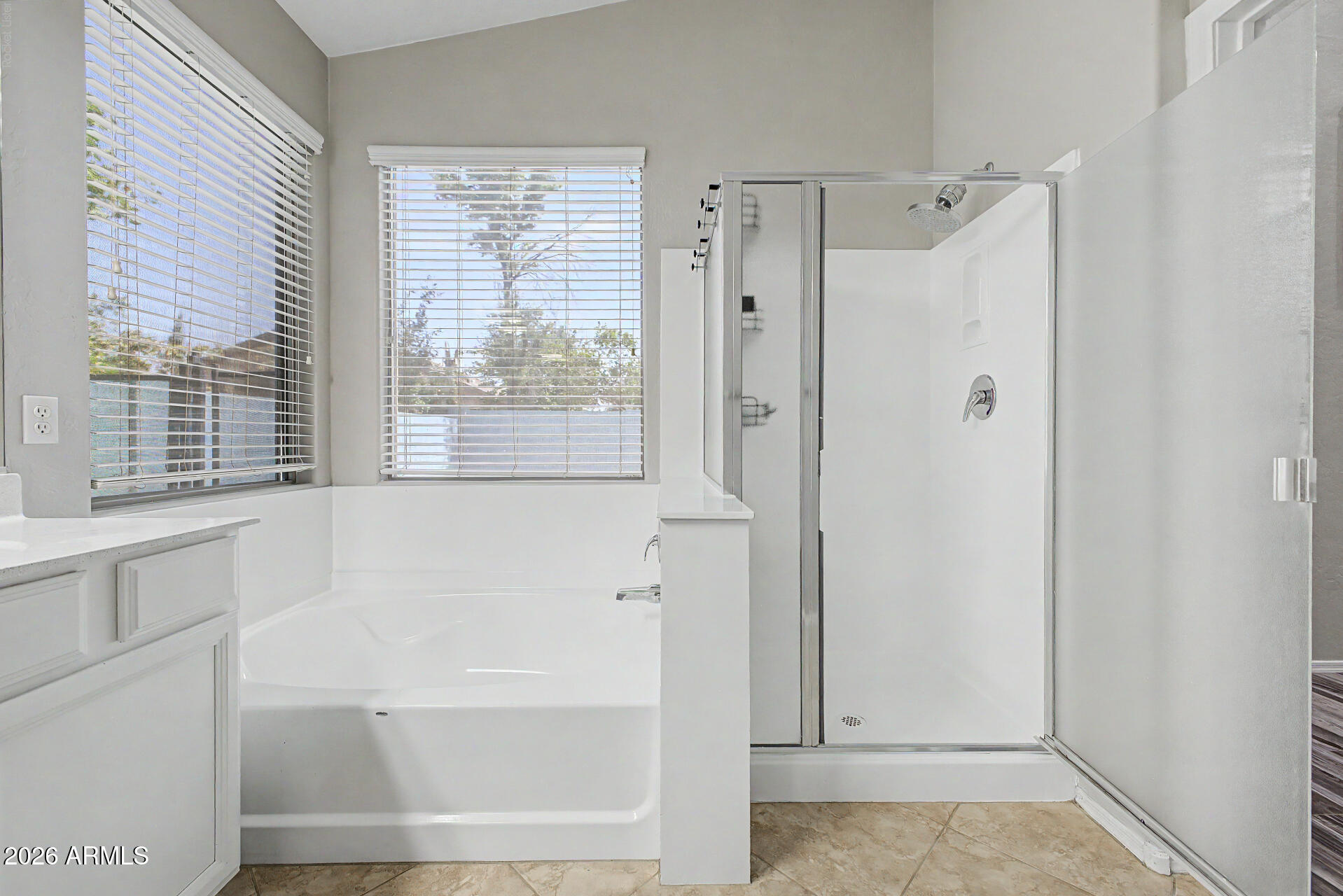 3053 E BLUEBIRD Place