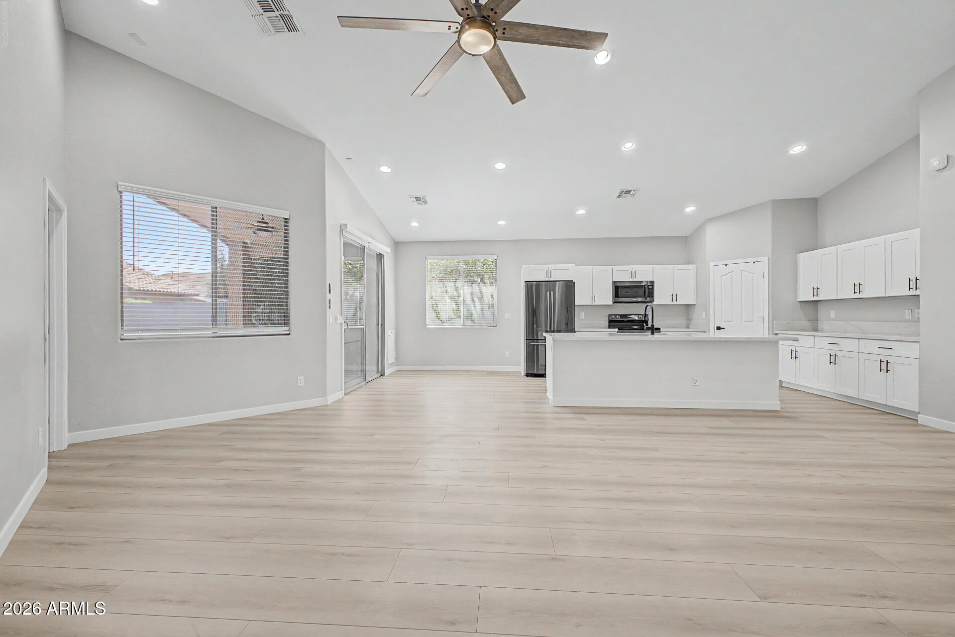3053 E BLUEBIRD Place