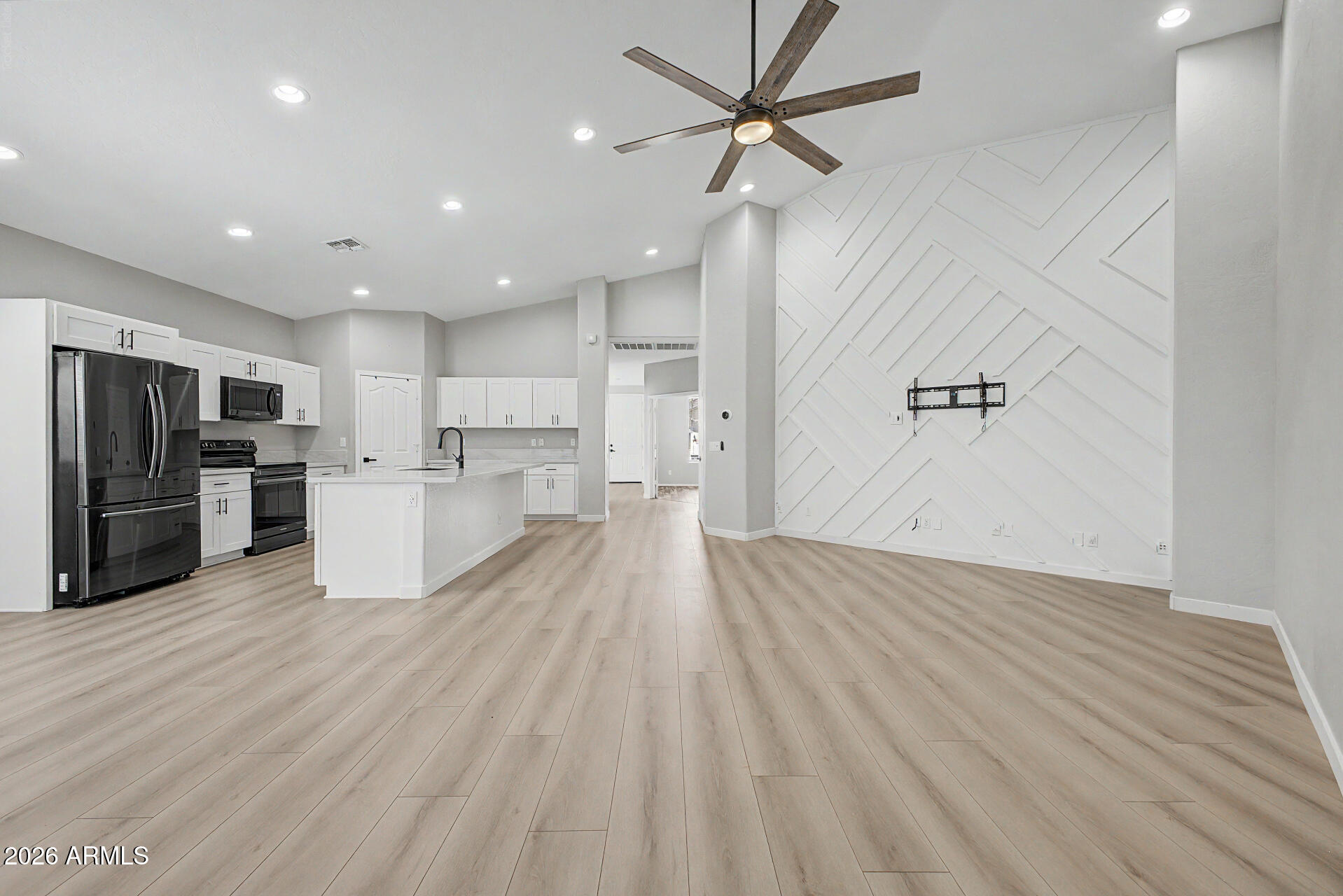 3053 E BLUEBIRD Place