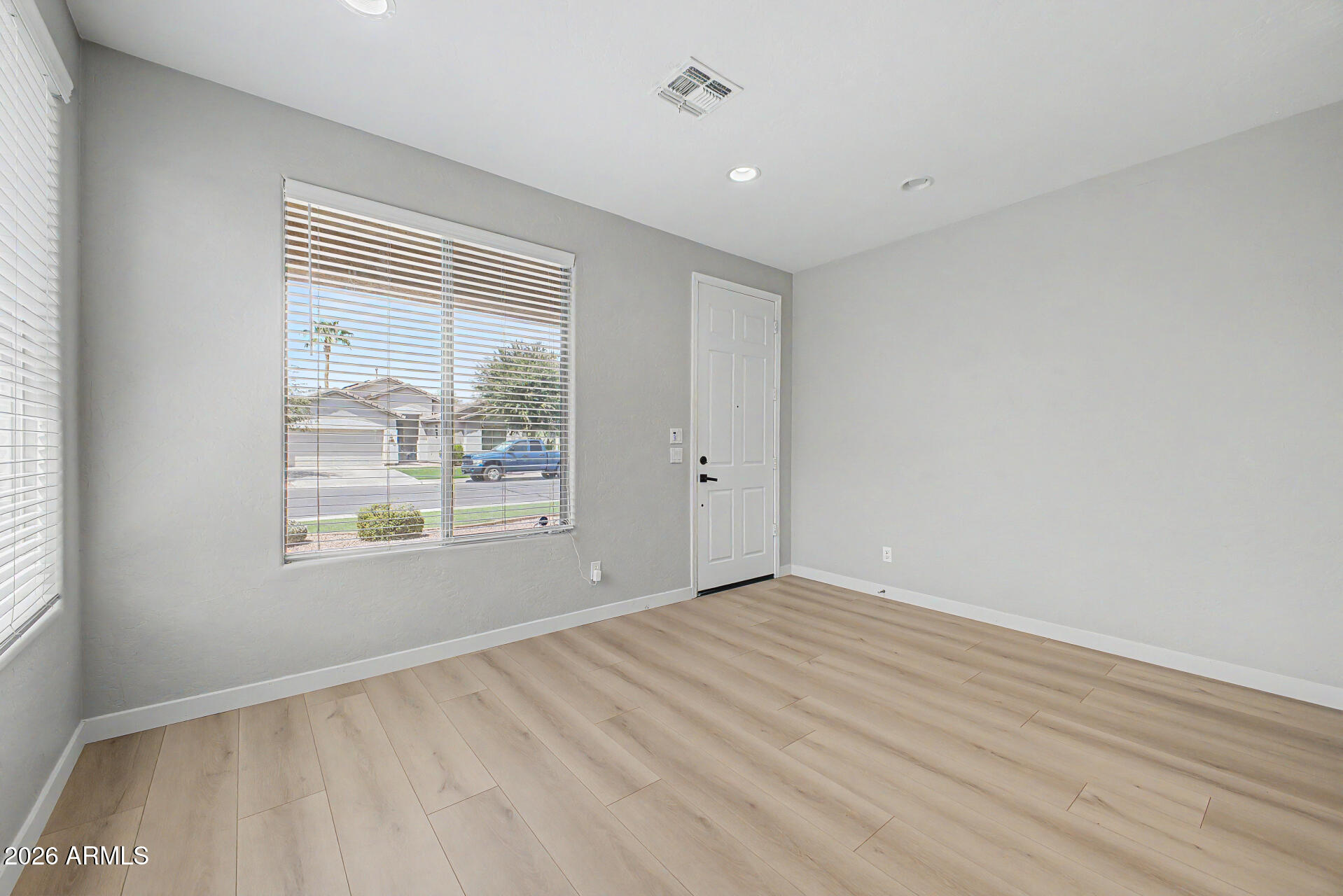 3053 E BLUEBIRD Place