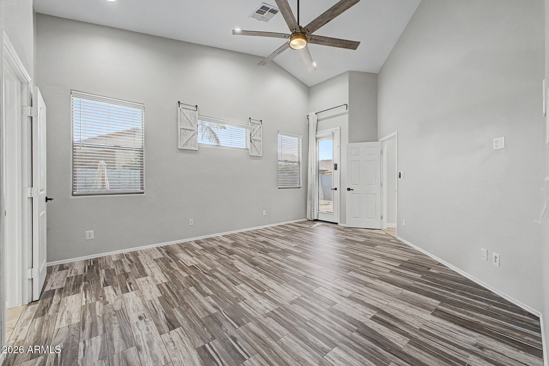 3053 E BLUEBIRD Place