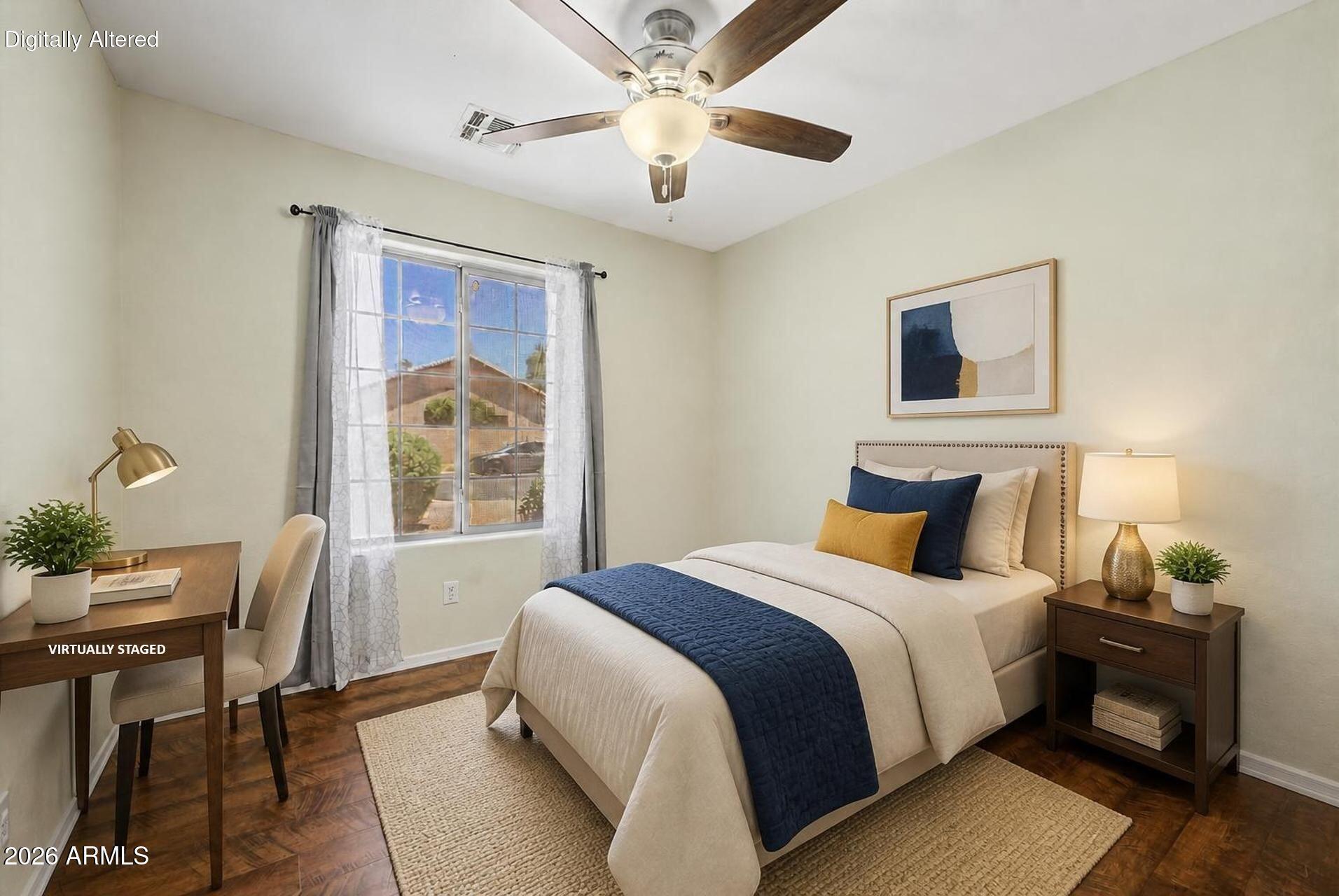 1044 S VEGAS