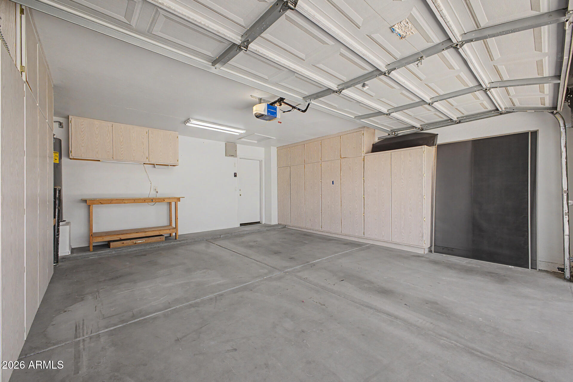 1044 S VEGAS