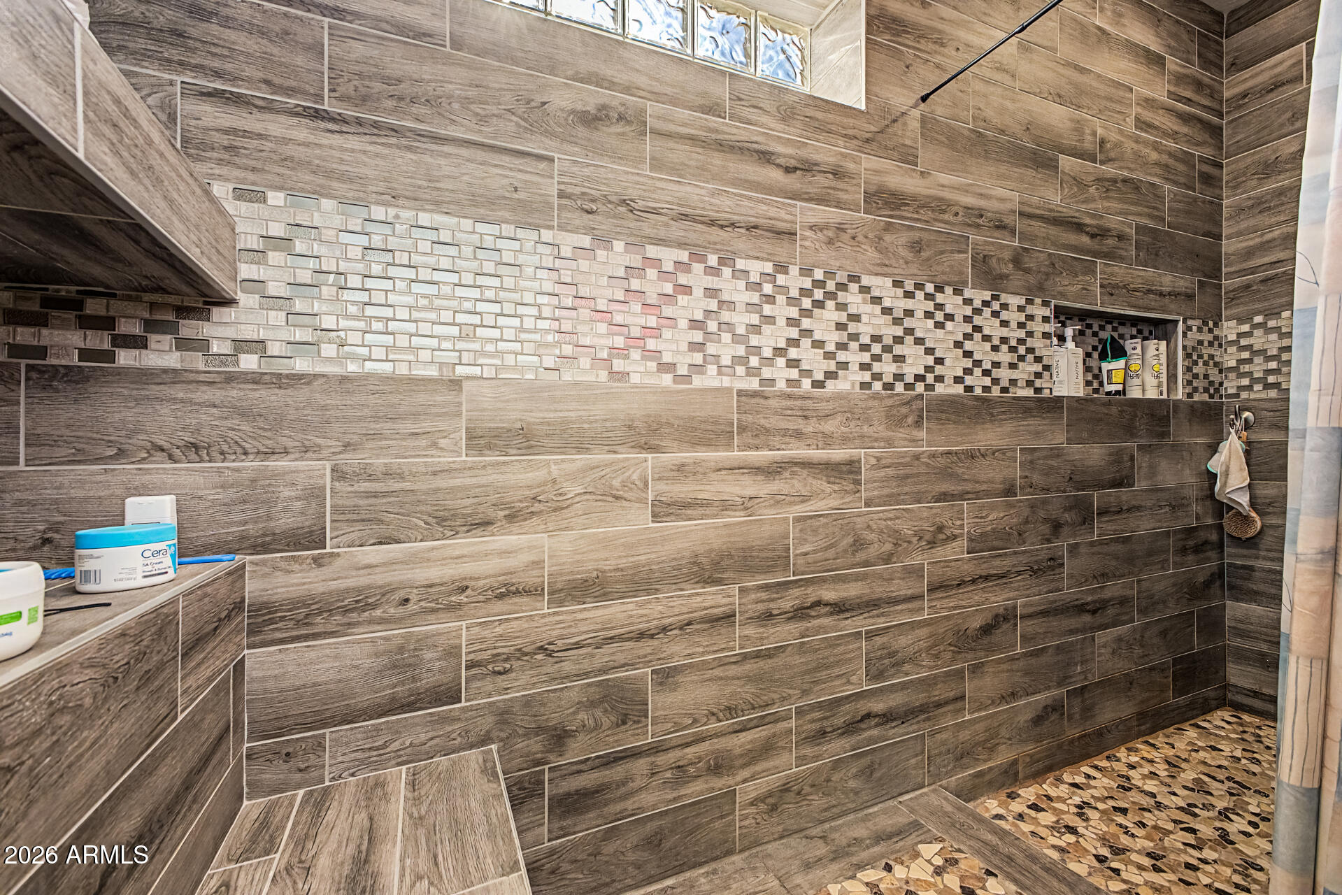 5111 W GWEN Street