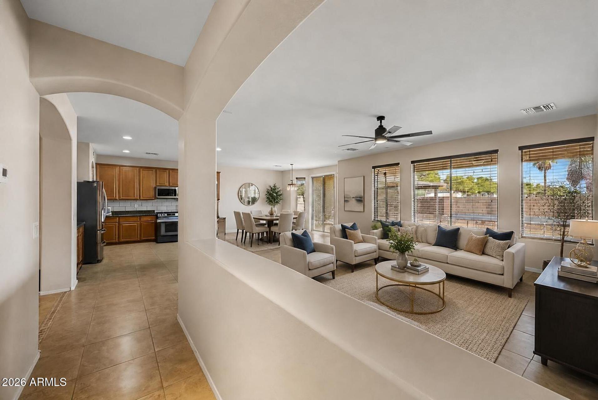 5111 W GWEN Street