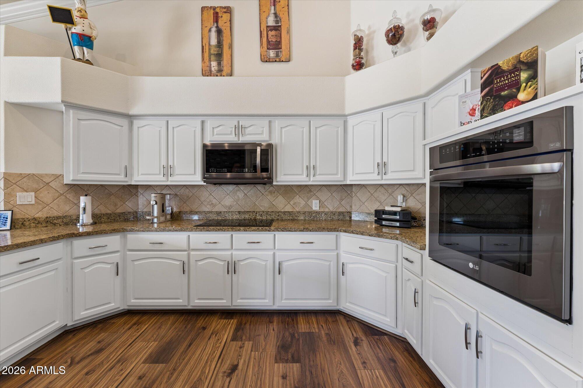 4637 W MISTY WILLOW Lane