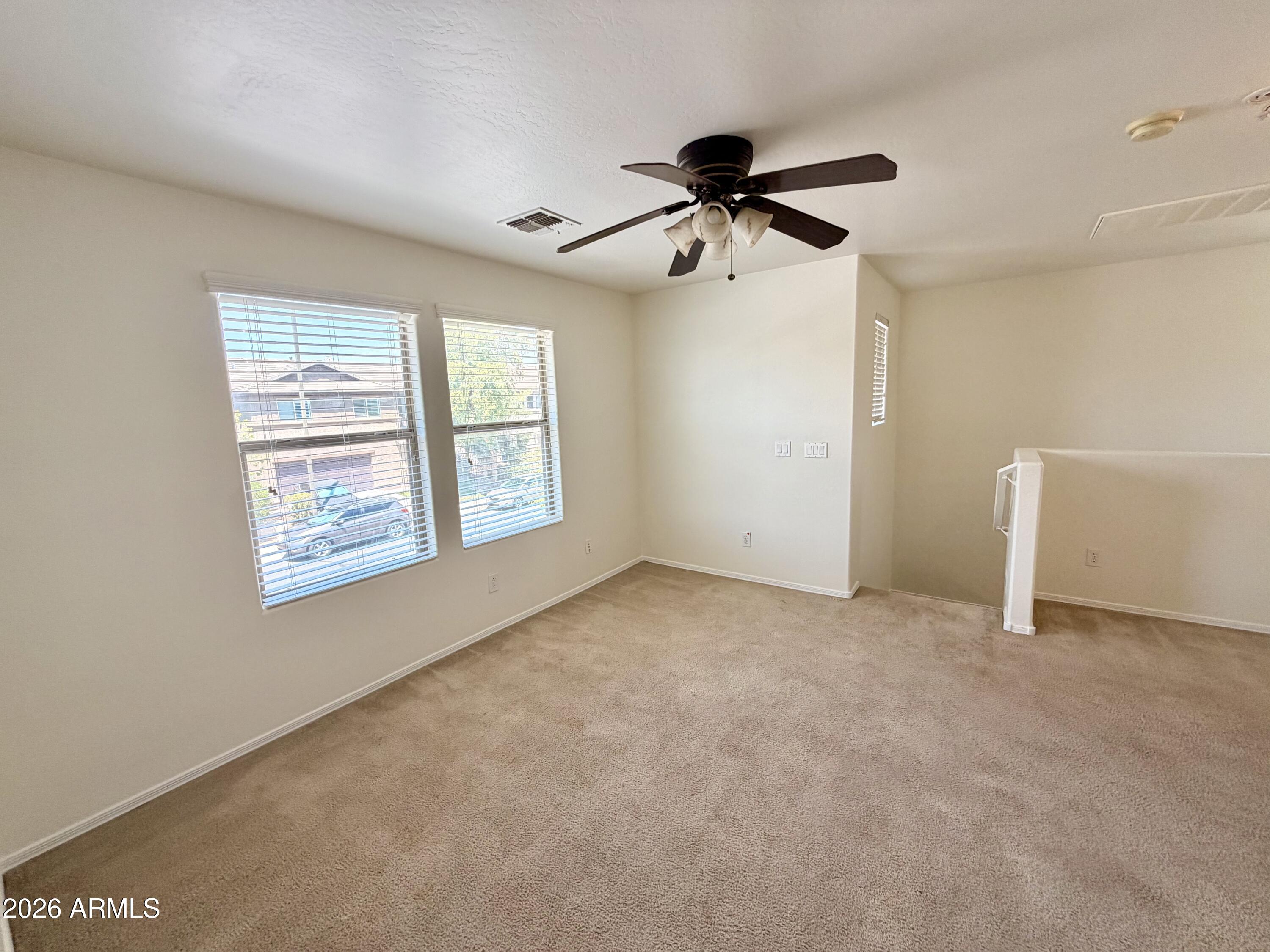 2921 N DAISY Drive