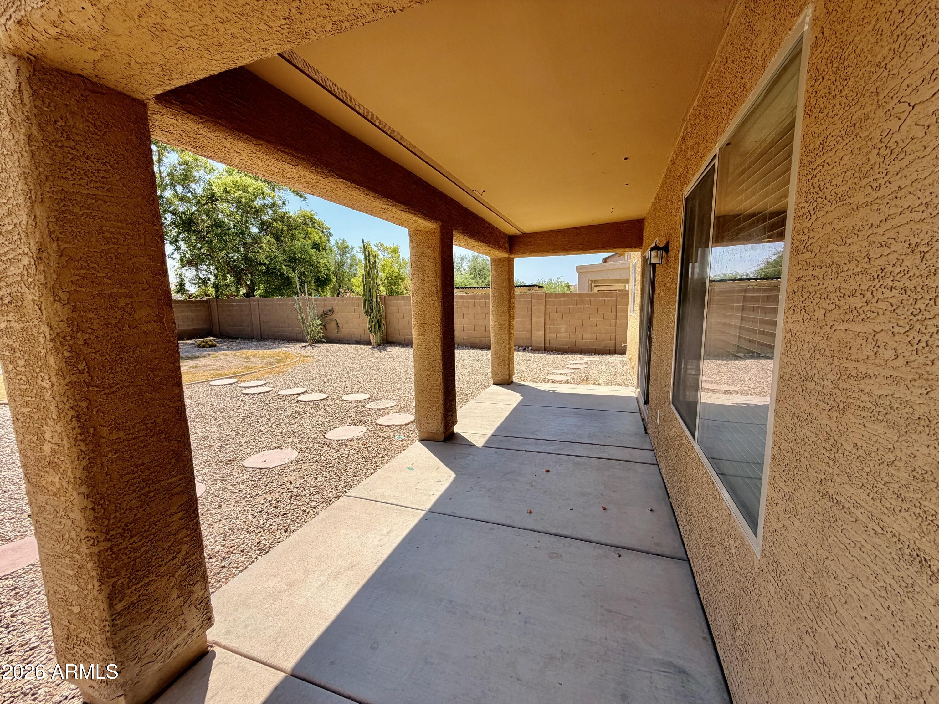 2921 N DAISY Drive