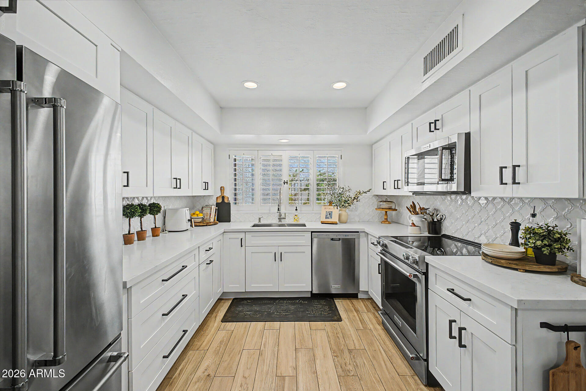8920 N 83RD Place