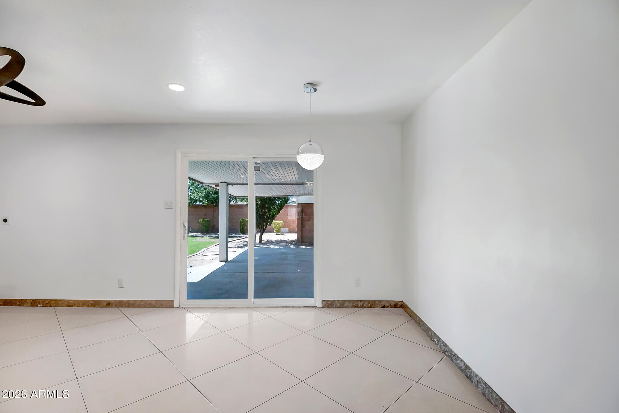 3431 W COUNTRY GABLES Drive