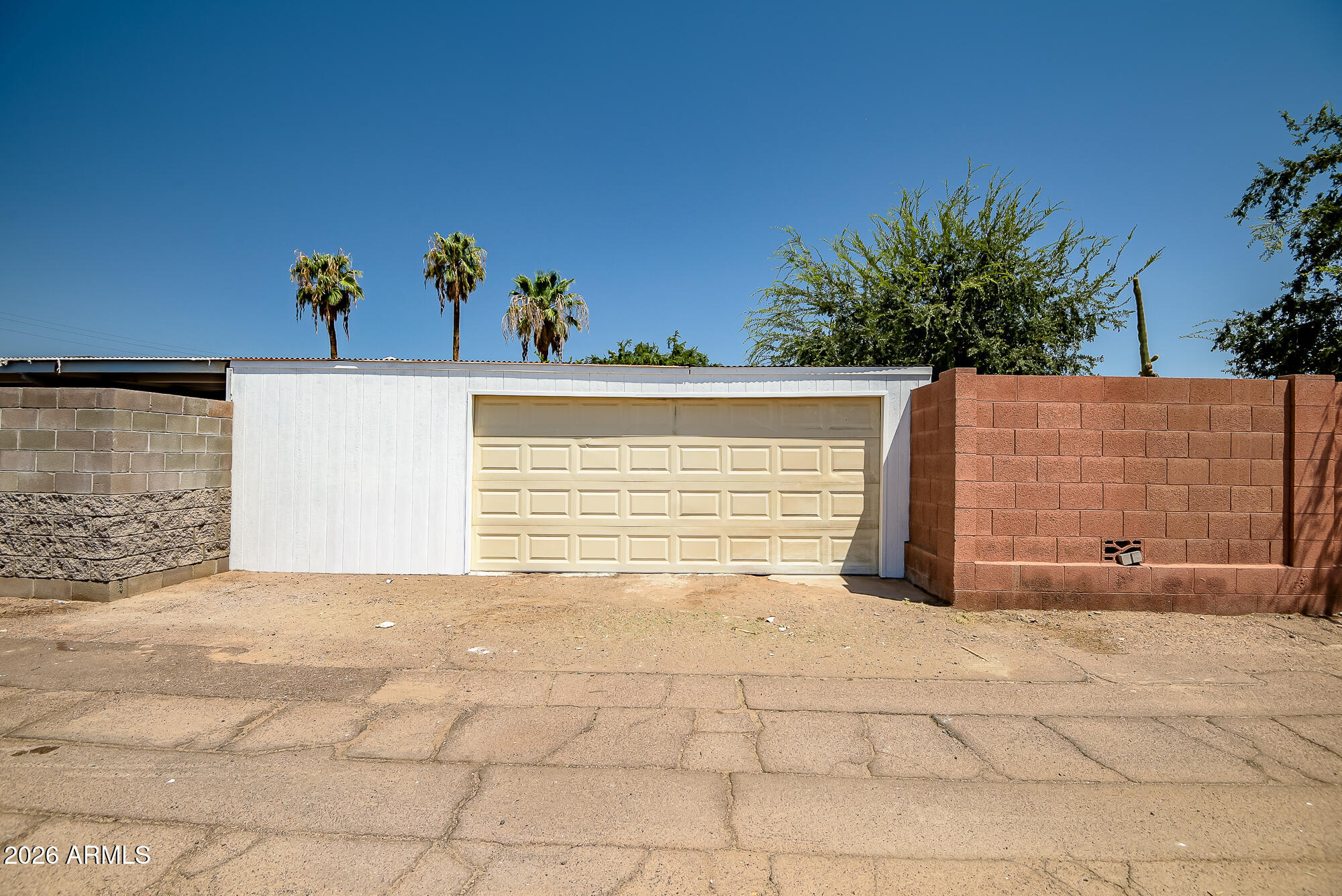 3431 W COUNTRY GABLES Drive