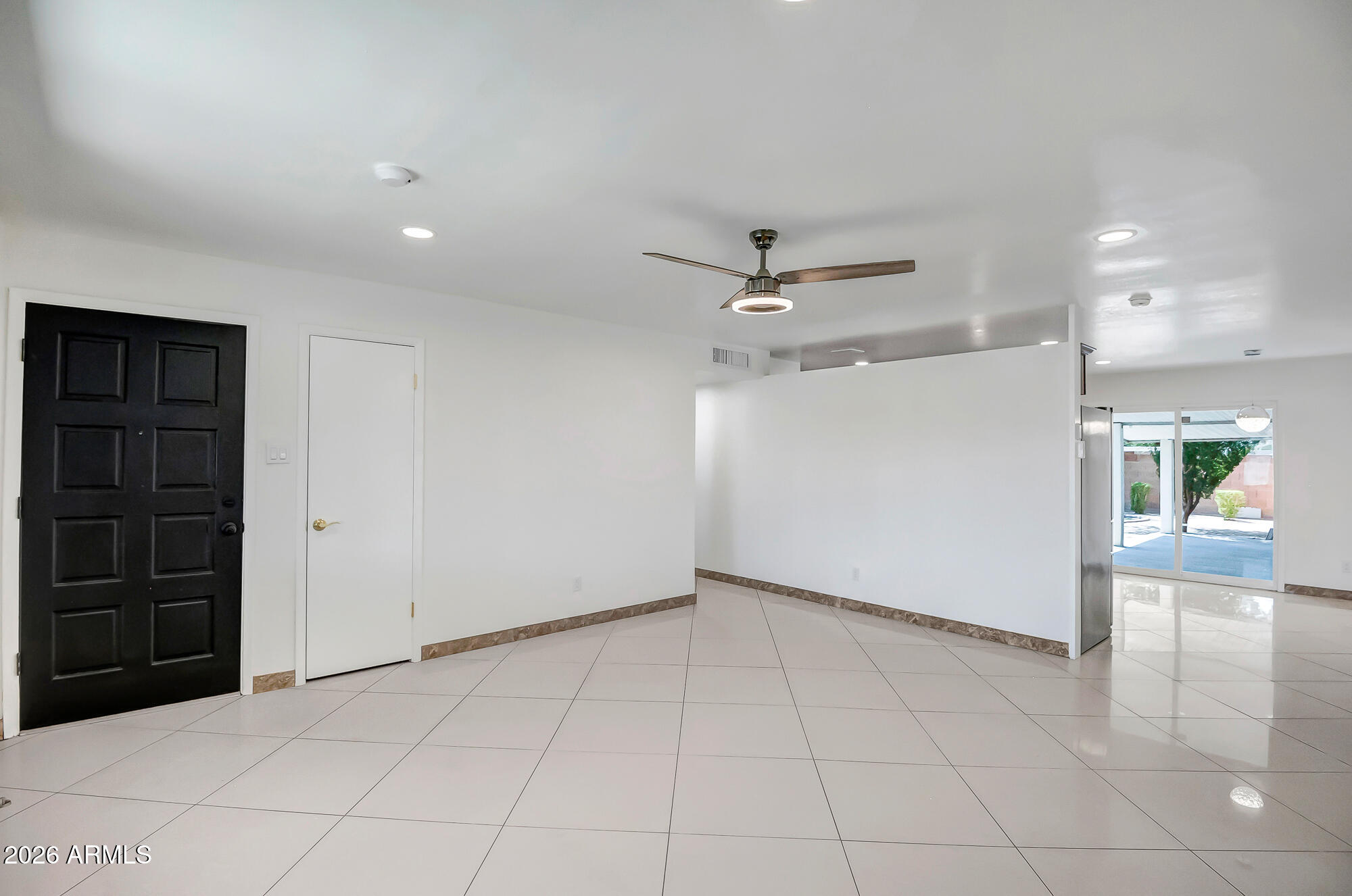 3431 W COUNTRY GABLES Drive