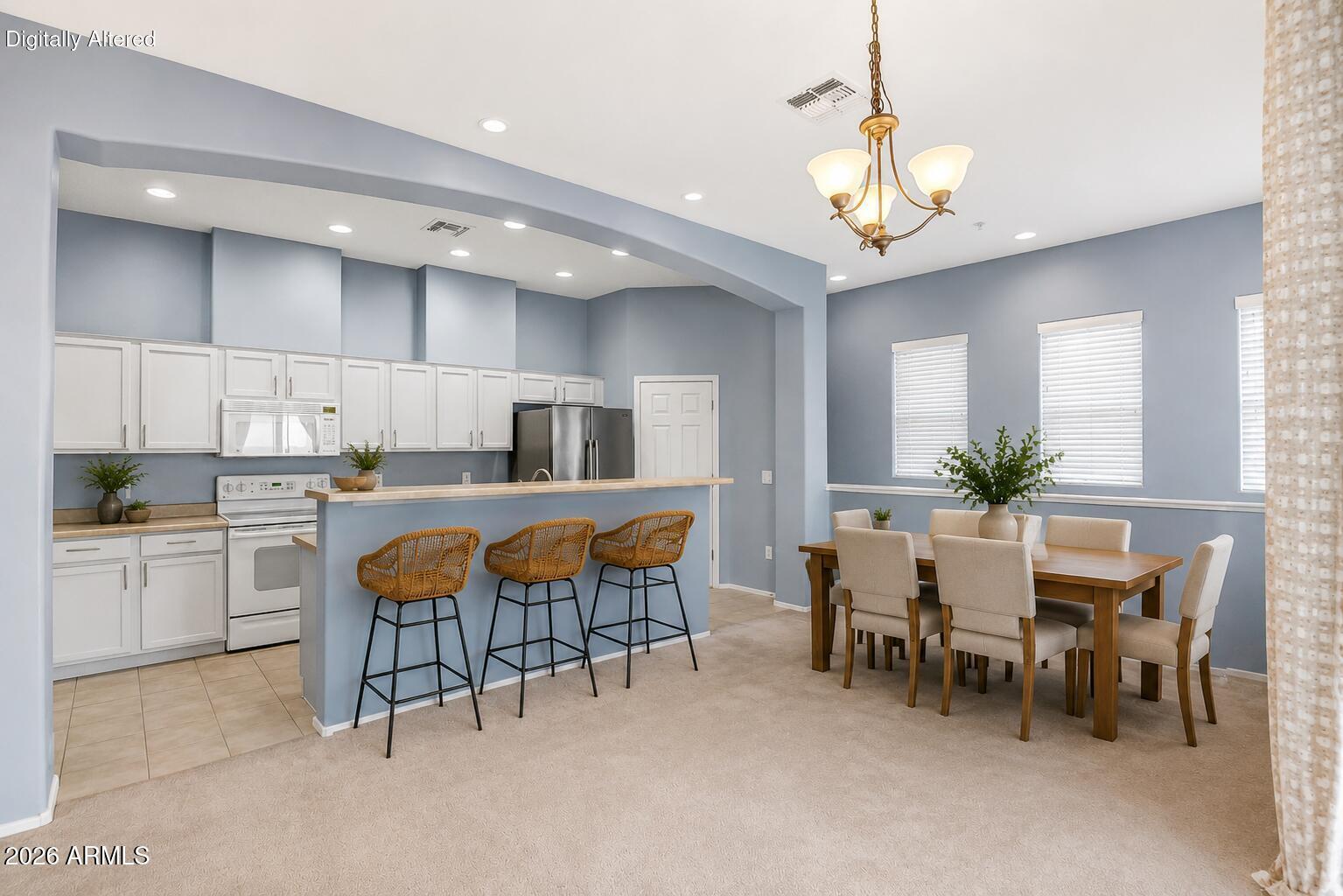 42424 N GAVILAN PEAK Parkway 25206