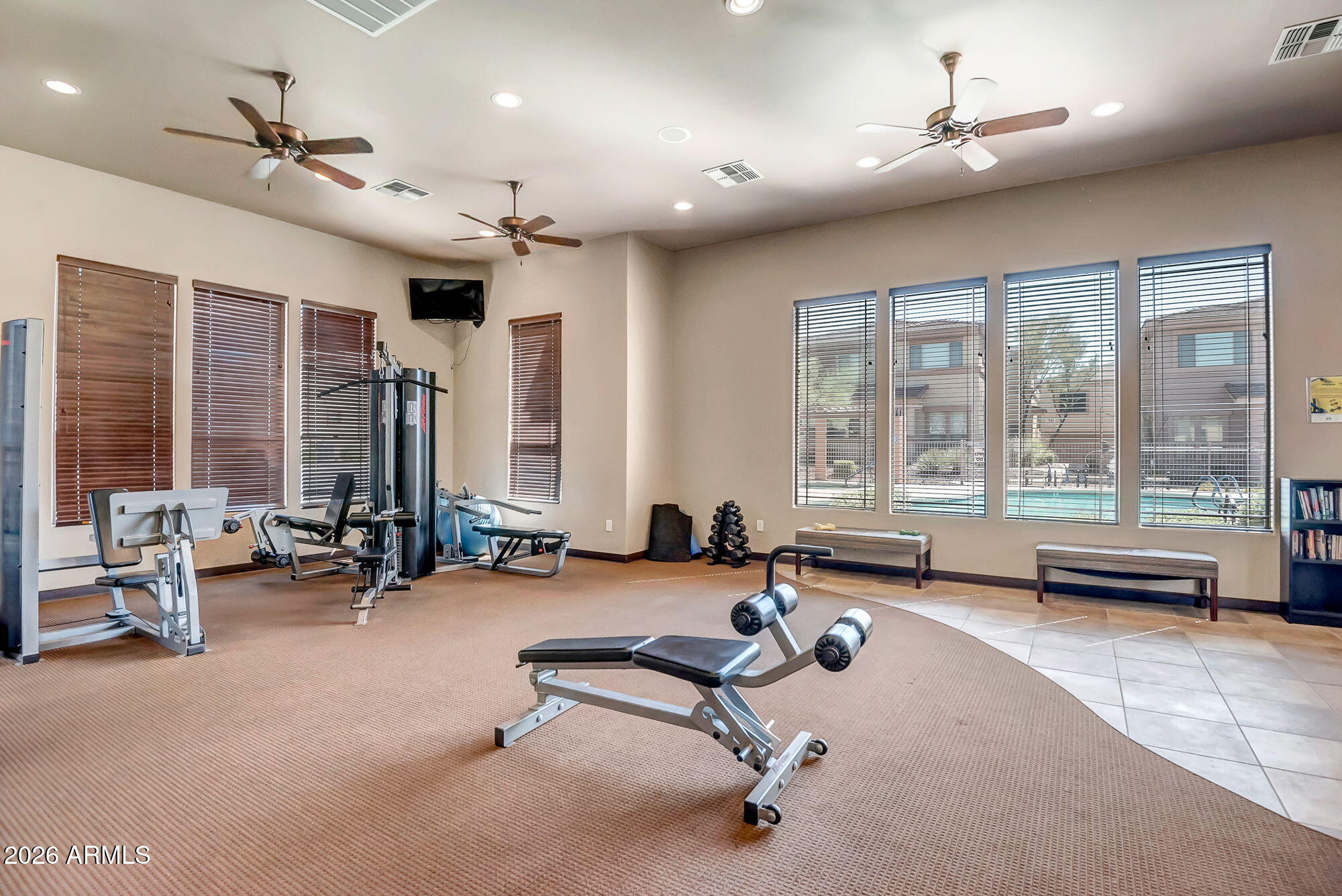 42424 N GAVILAN PEAK Parkway 25206