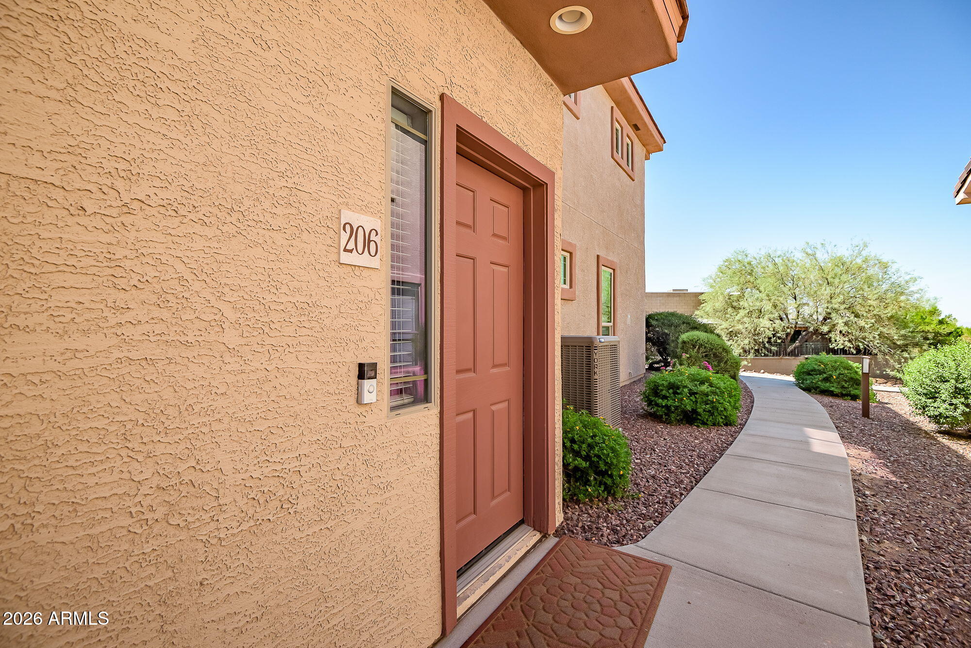 42424 N GAVILAN PEAK Parkway 25206