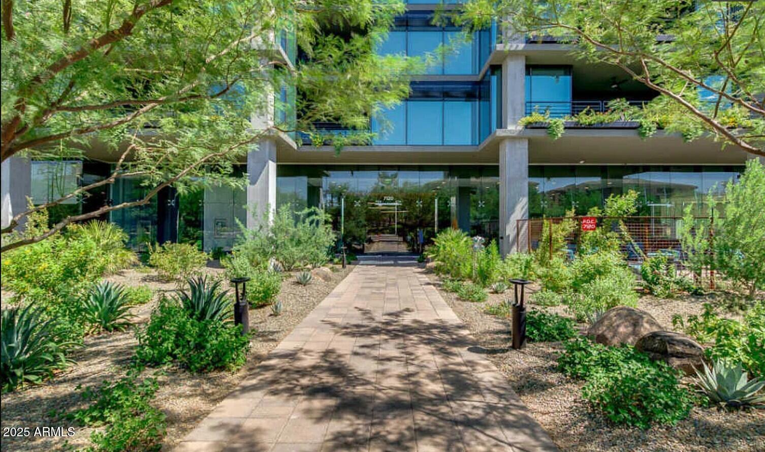 7120 E KIERLAND Boulevard 1102