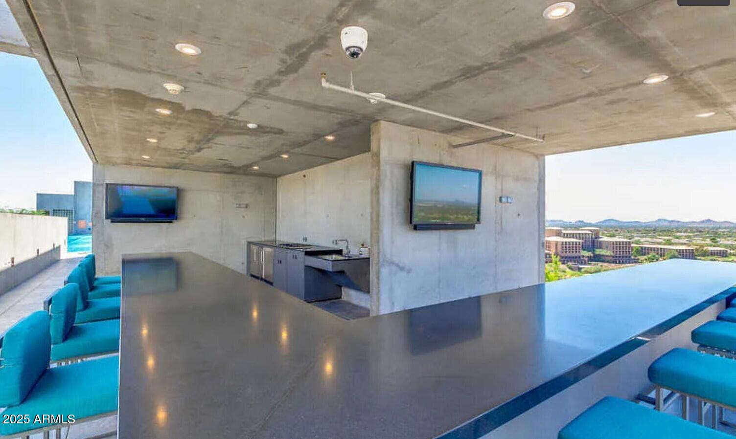 7120 E KIERLAND Boulevard 1102