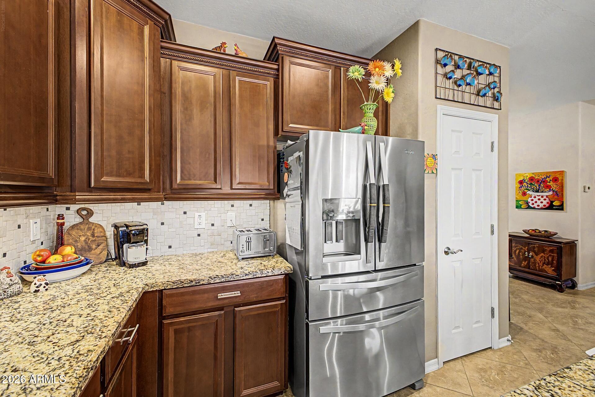 17509 W FAIRVIEW Street