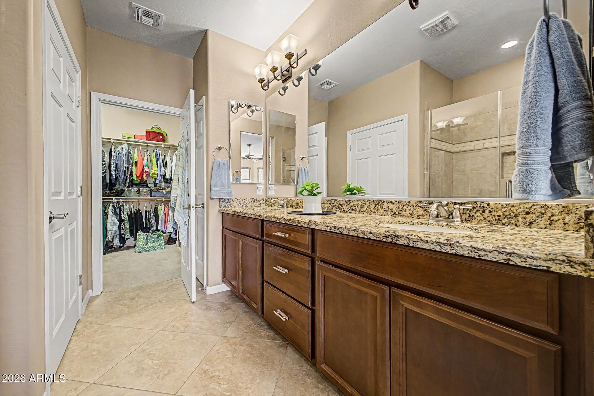 17509 W FAIRVIEW Street