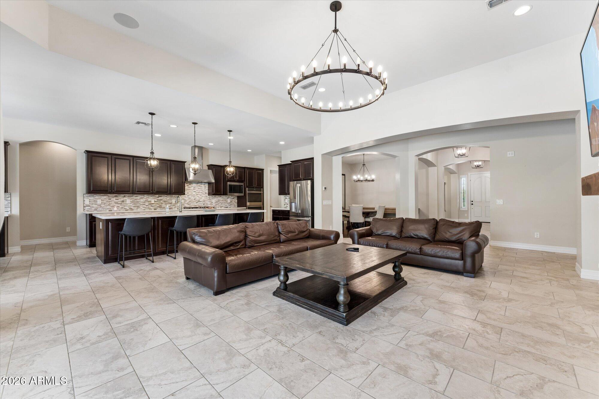 9282 W PATRICK Lane