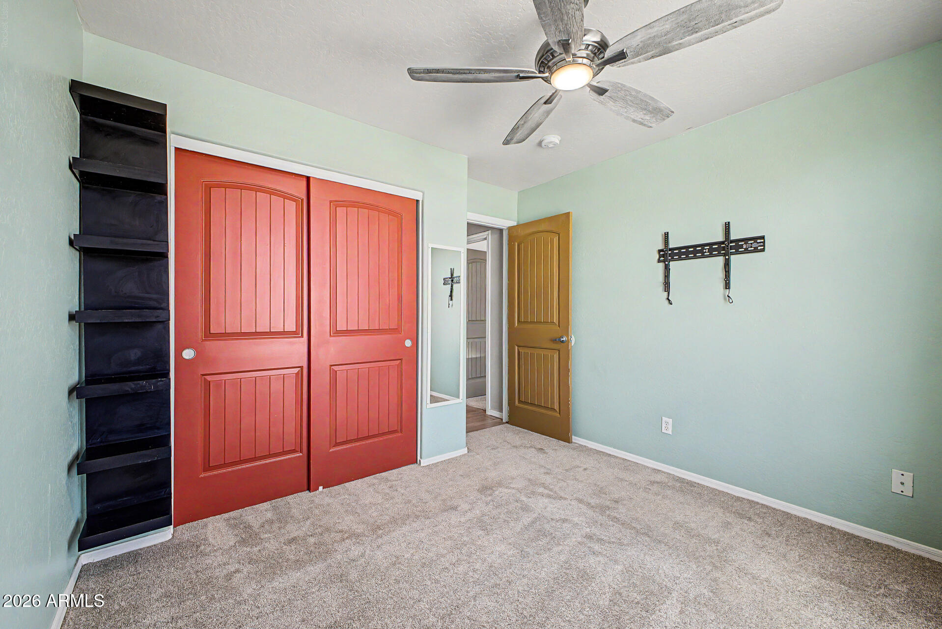 26215 S 201ST Way