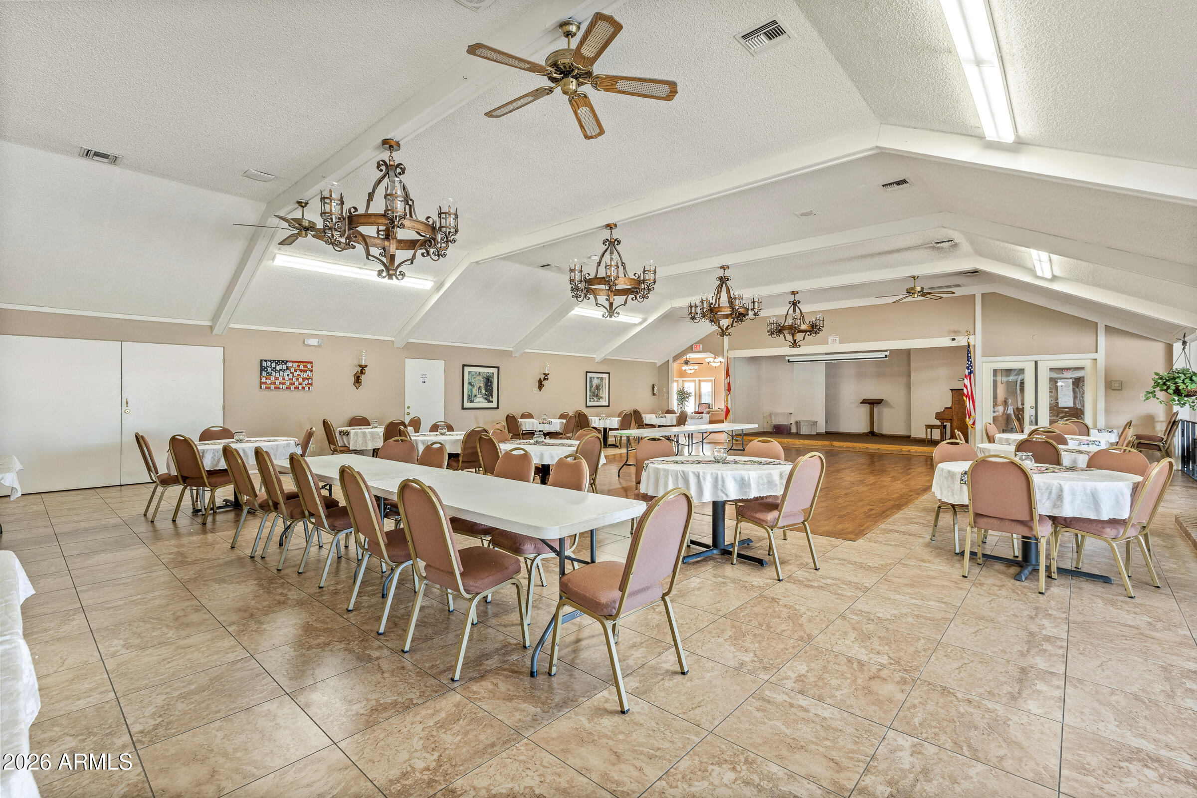 201 S GREENFIELD Road 311