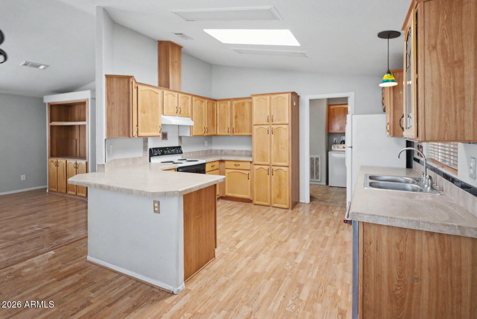 201 S GREENFIELD Road 311