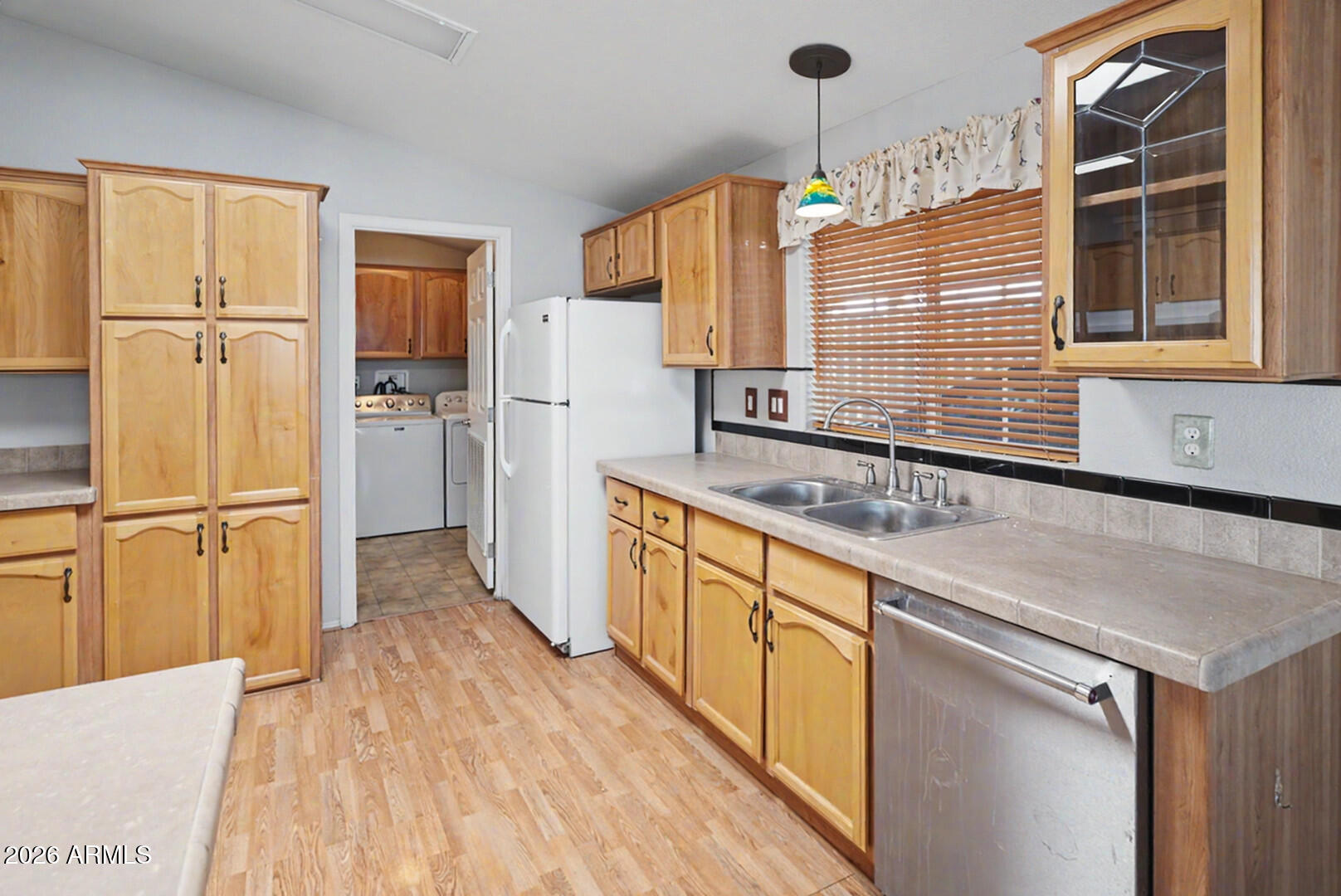 201 S GREENFIELD Road 311