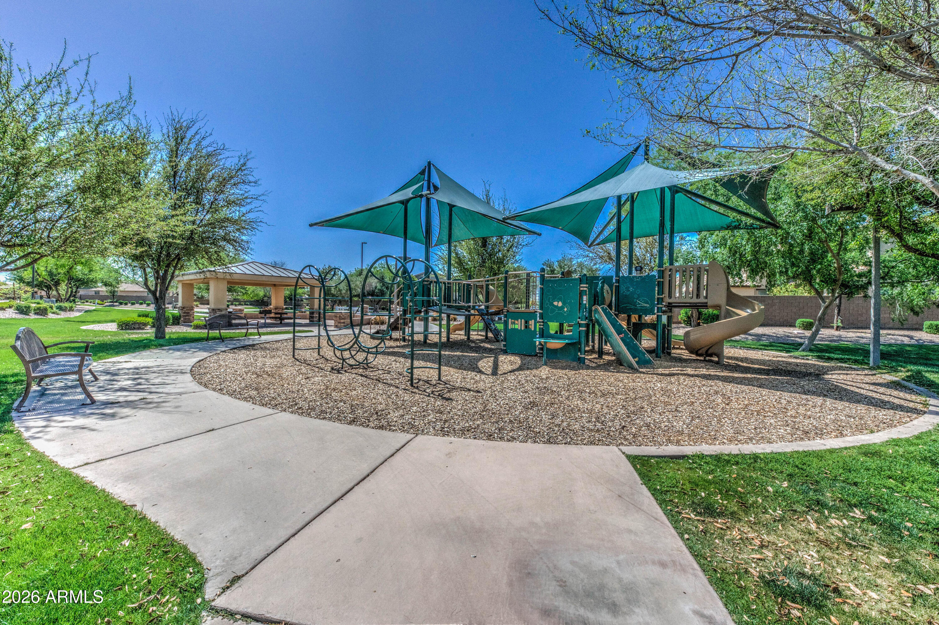 2560 E COCONINO Way